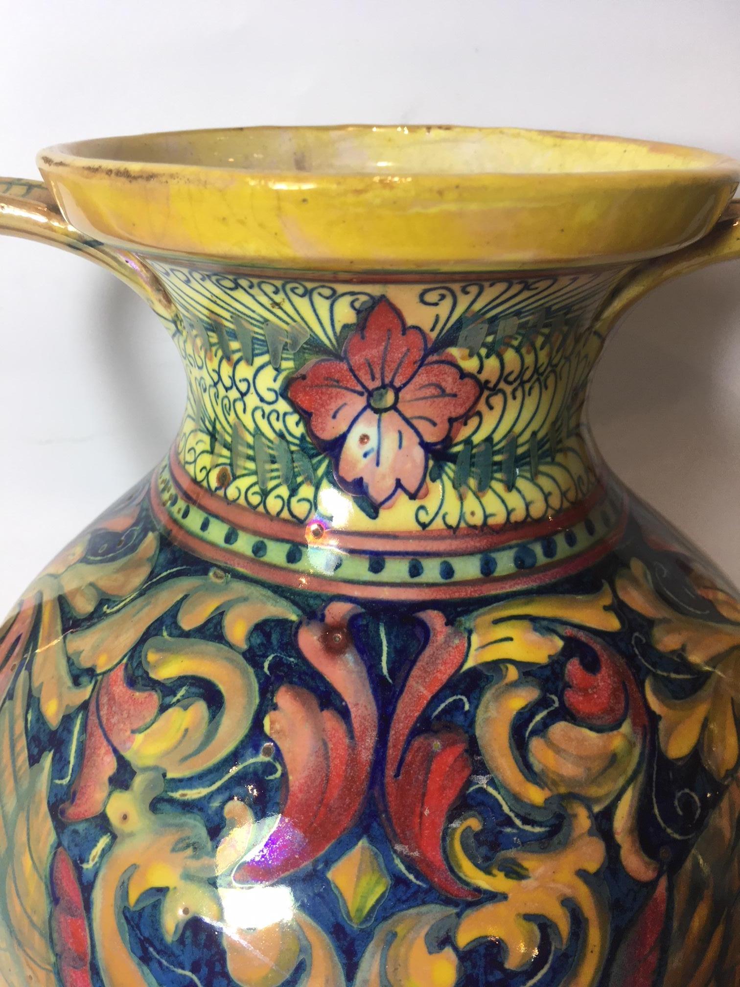 20th Century Renaissence Revival Polychrome Drawings Pottery Gualdo Tadino Vase For Sale 4