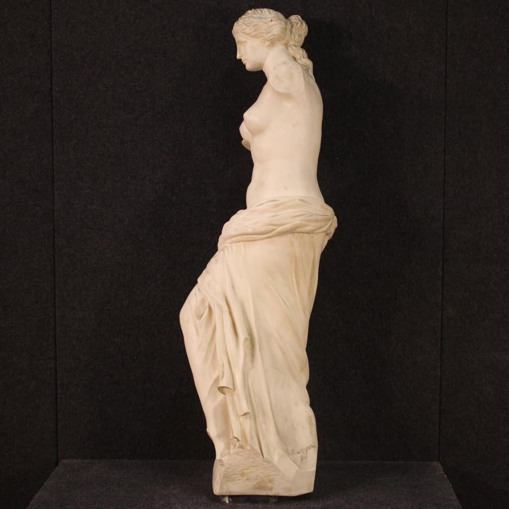 20th Century Resin and Marble Powder Italian Signed Sculpture Venus de Milo 8