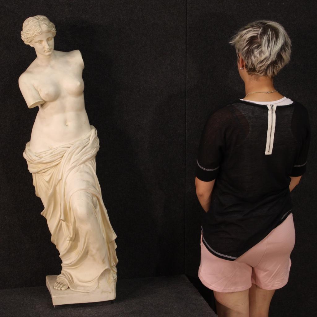 20th Century Resin and Marble Powder Italian Signed Sculpture Venus de Milo 9