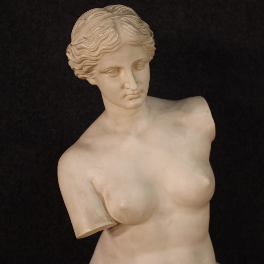 20th Century Resin and Marble Powder Italian Signed Sculpture Venus de Milo 4