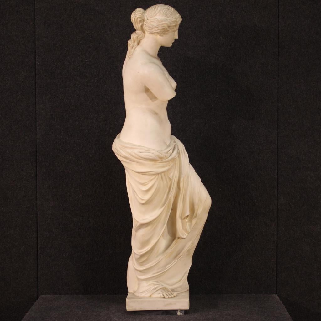 20th Century Resin and Marble Powder Italian Signed Sculpture Venus de Milo 5