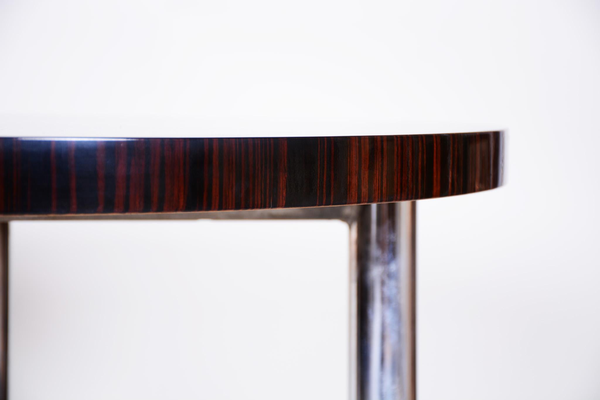 20th Century Restored Chrome Round Macassar Bauhaus Table, Mücke-Melder, 1930s In Good Condition For Sale In Horomerice, CZ