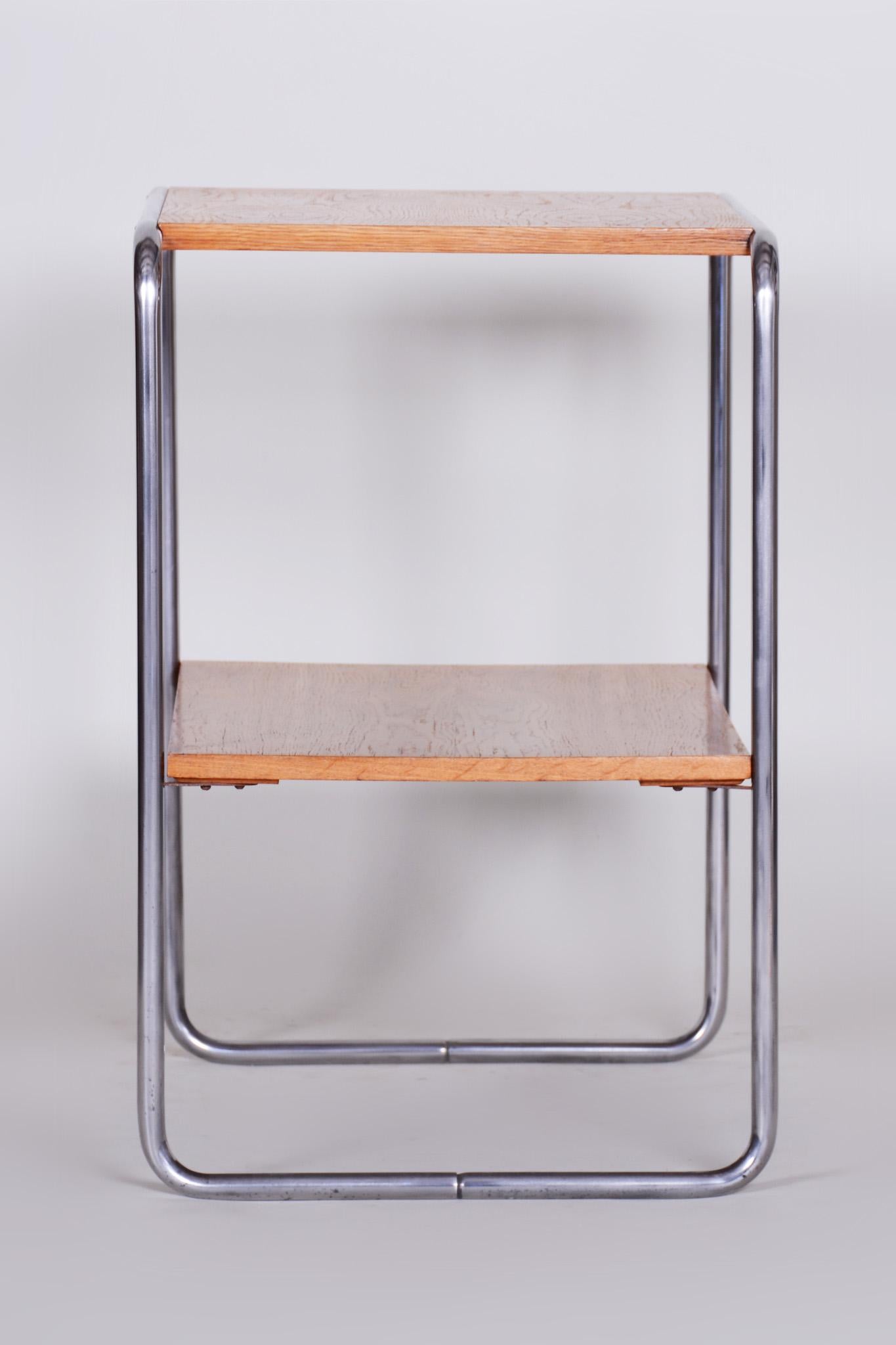 Tavolino Bauhaus ceco cromato restaurato del XX secolo, legno di quercia, anni '30 In condizioni buone in vendita a Brandys nad Labem, Středočeský kraj
