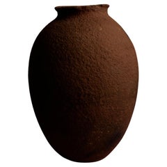 Vaso in terracotta turca della metà del XX secolo realizzato a mano con ricchi toni della terra