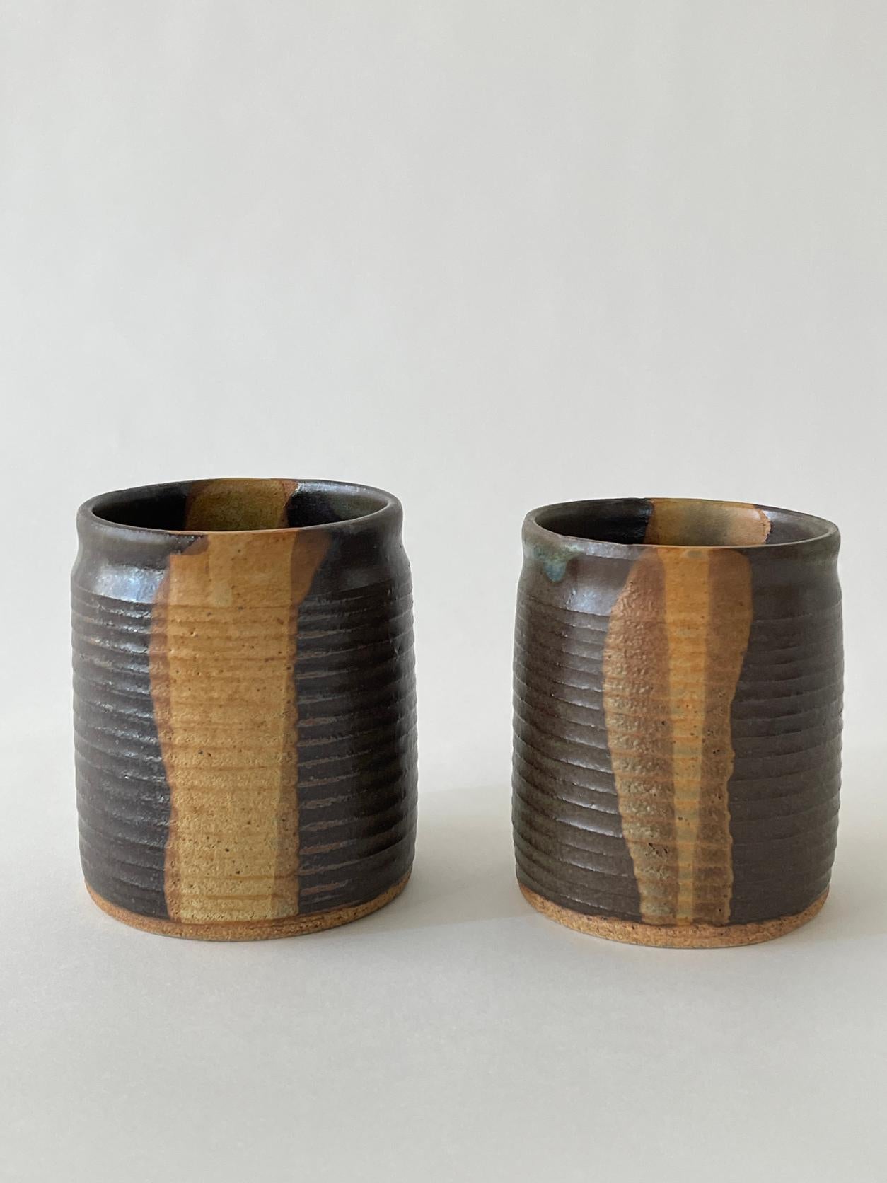 American 20th Century Ridged Ceramic Cup Set For Sale