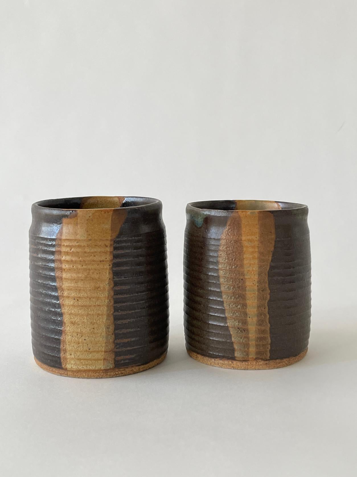 20th Century Ridged Ceramic Cup Set In Good Condition For Sale In Miami, FL