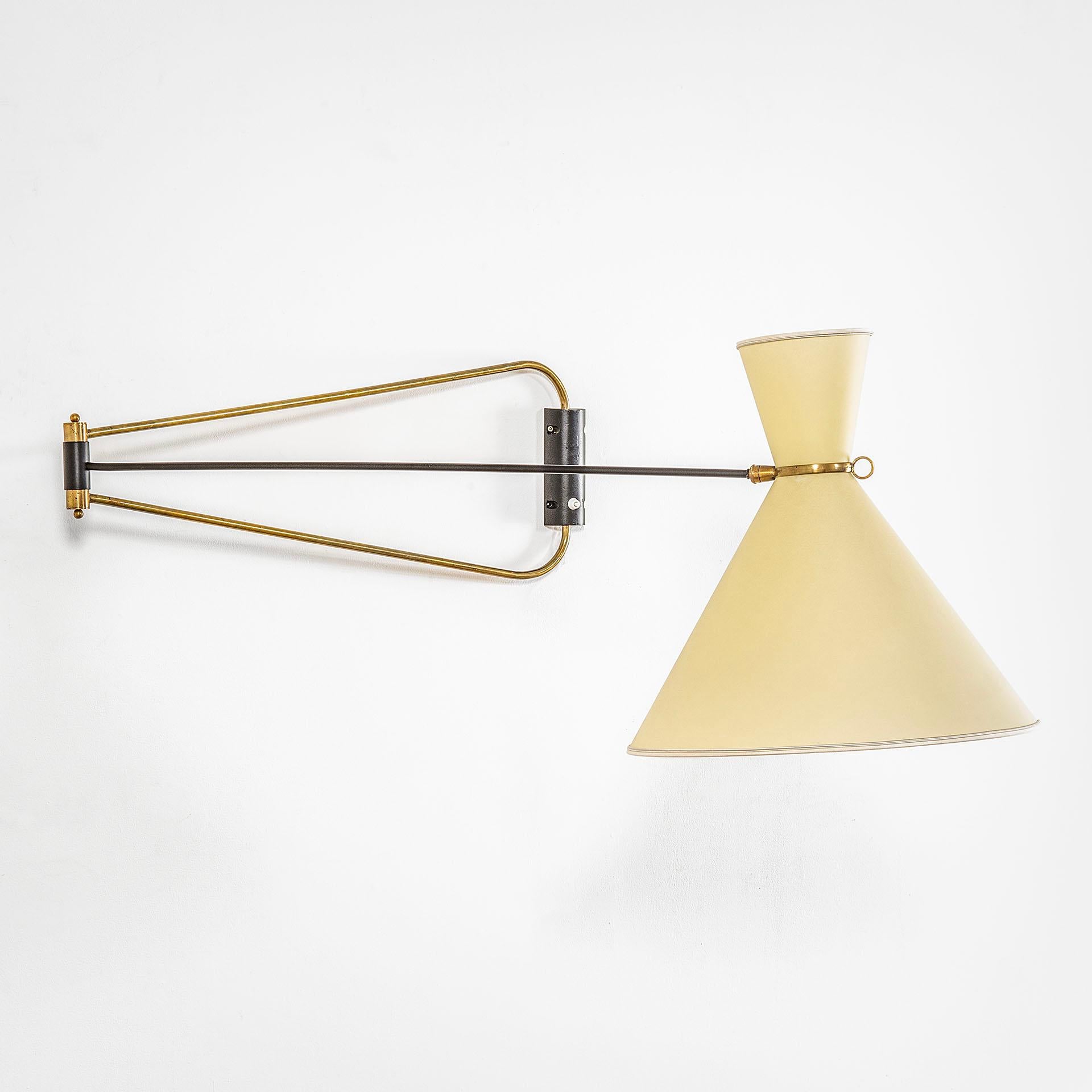 20th Century Robert Mathieu Directionable Wall Lamp in Brass and Fabric, 60s For Sale 2