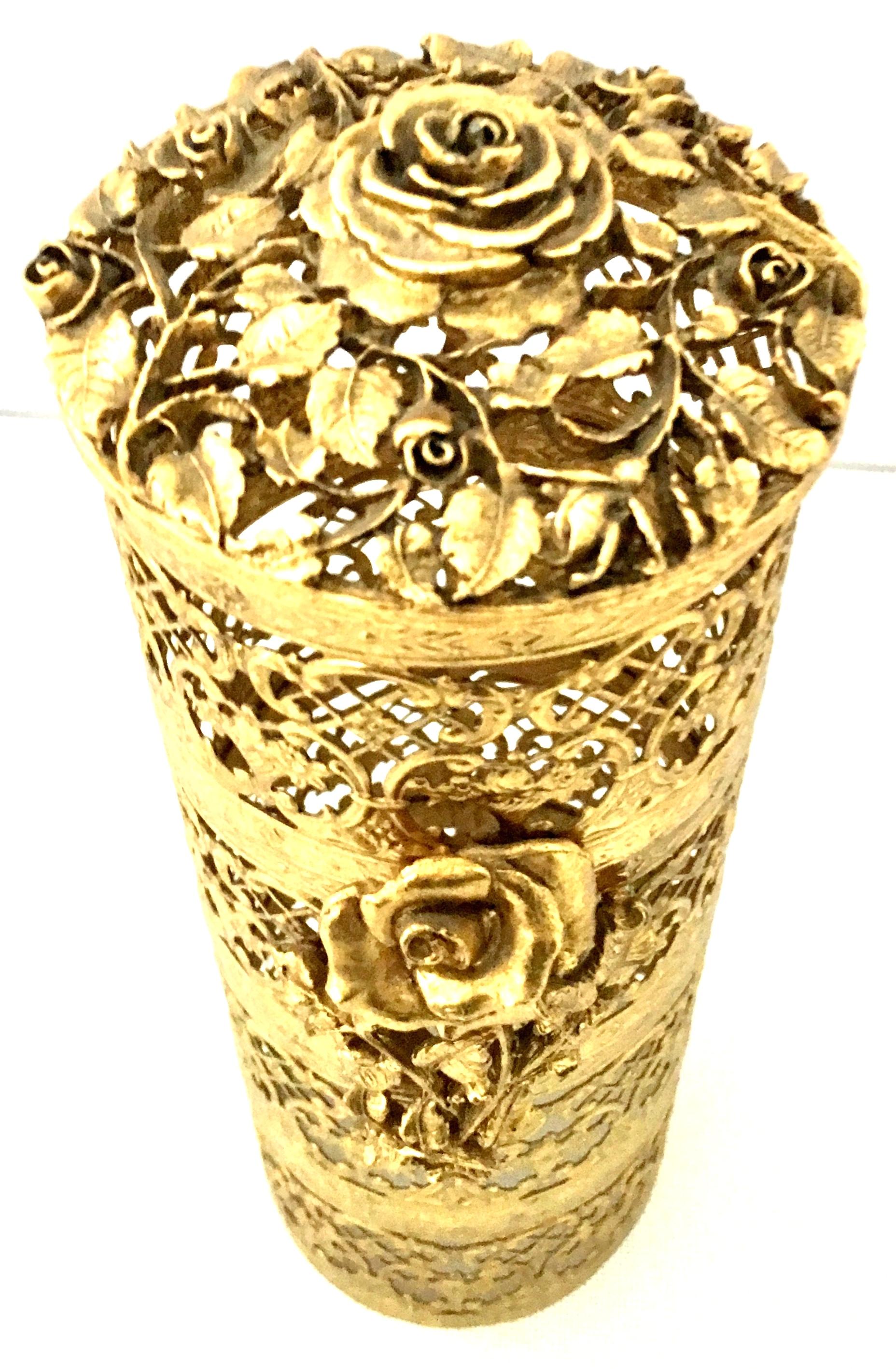 20th Century Rococo Style 24-Karat Gold Gilt Brass Three-Piece Vanity Set For Sale 4