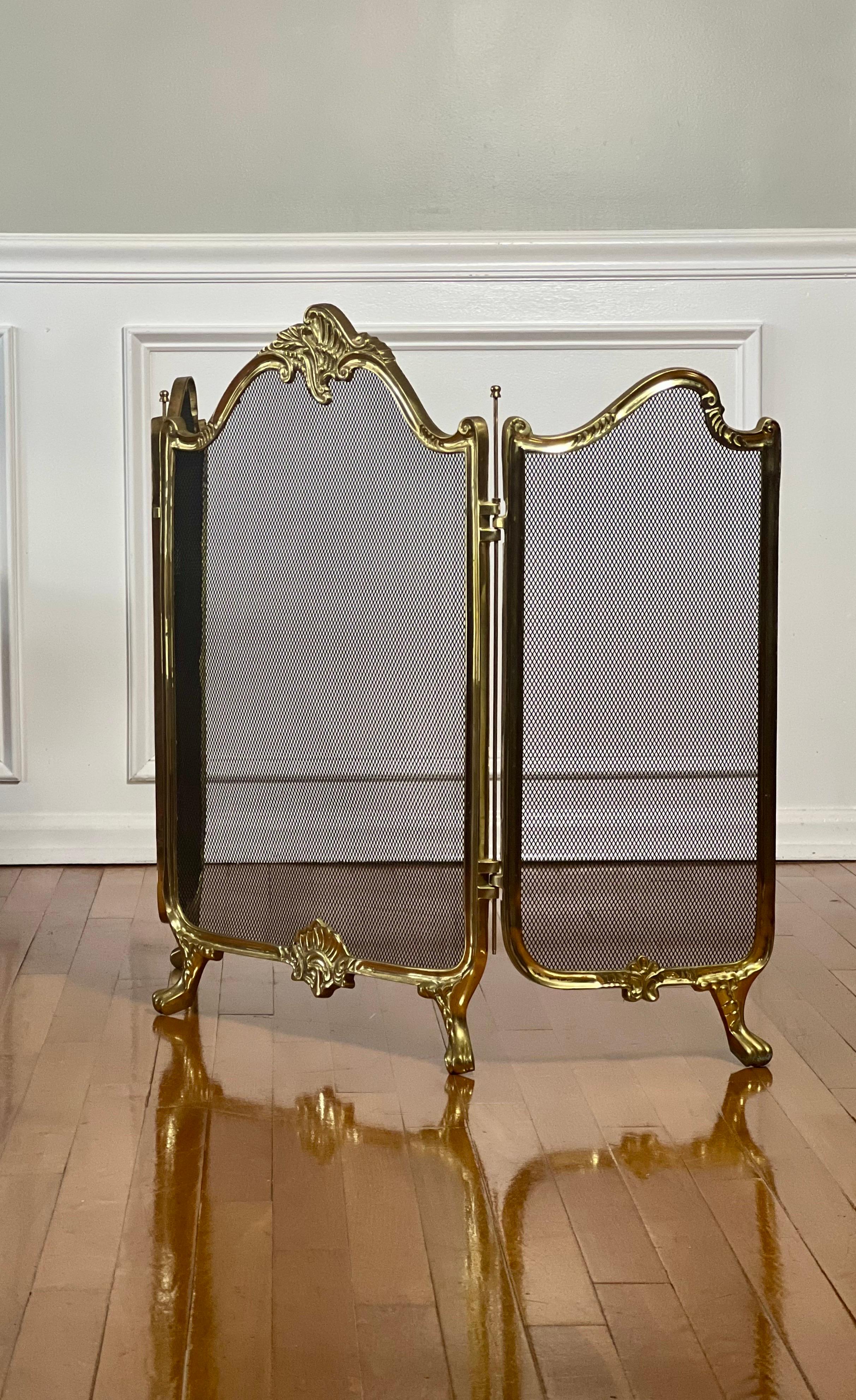20th Century Rococo Style Brass Trifold Fireplace Screen For Sale 7