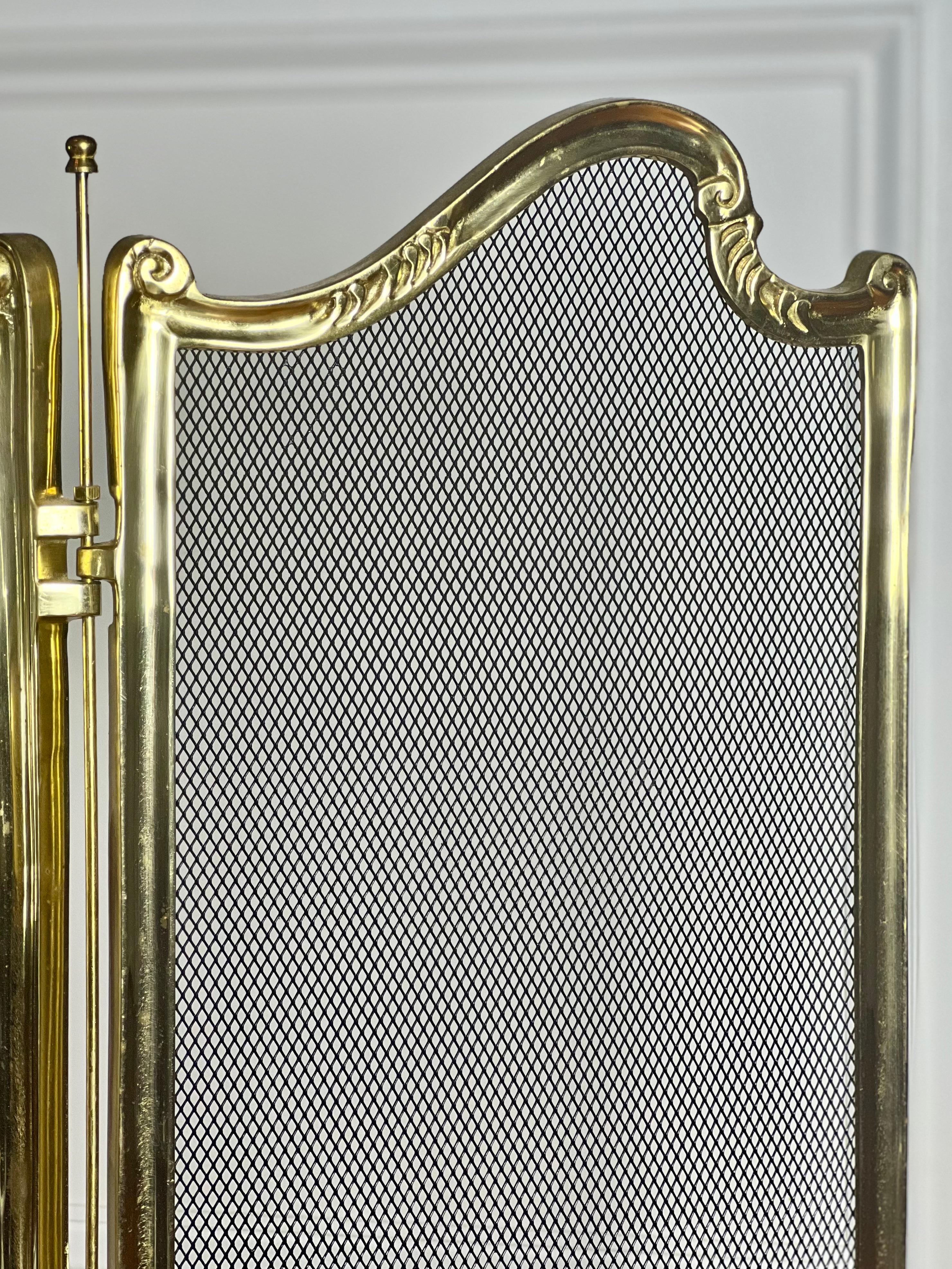 20th Century Rococo Style Brass Trifold Fireplace Screen For Sale 4