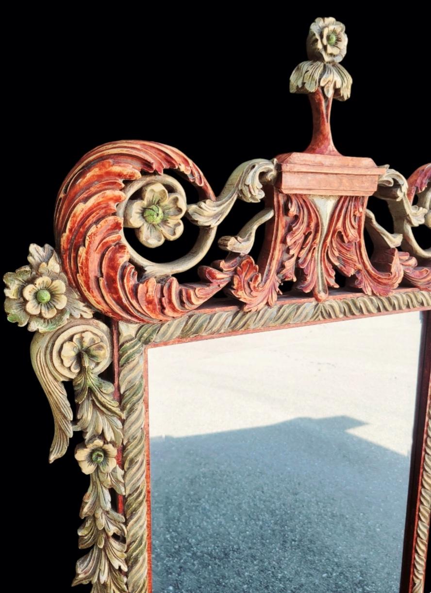 Rococo Grand miroir mural de style rococo du 20e siècle, pagode de style Régence en bois sculpté vert rouille en vente