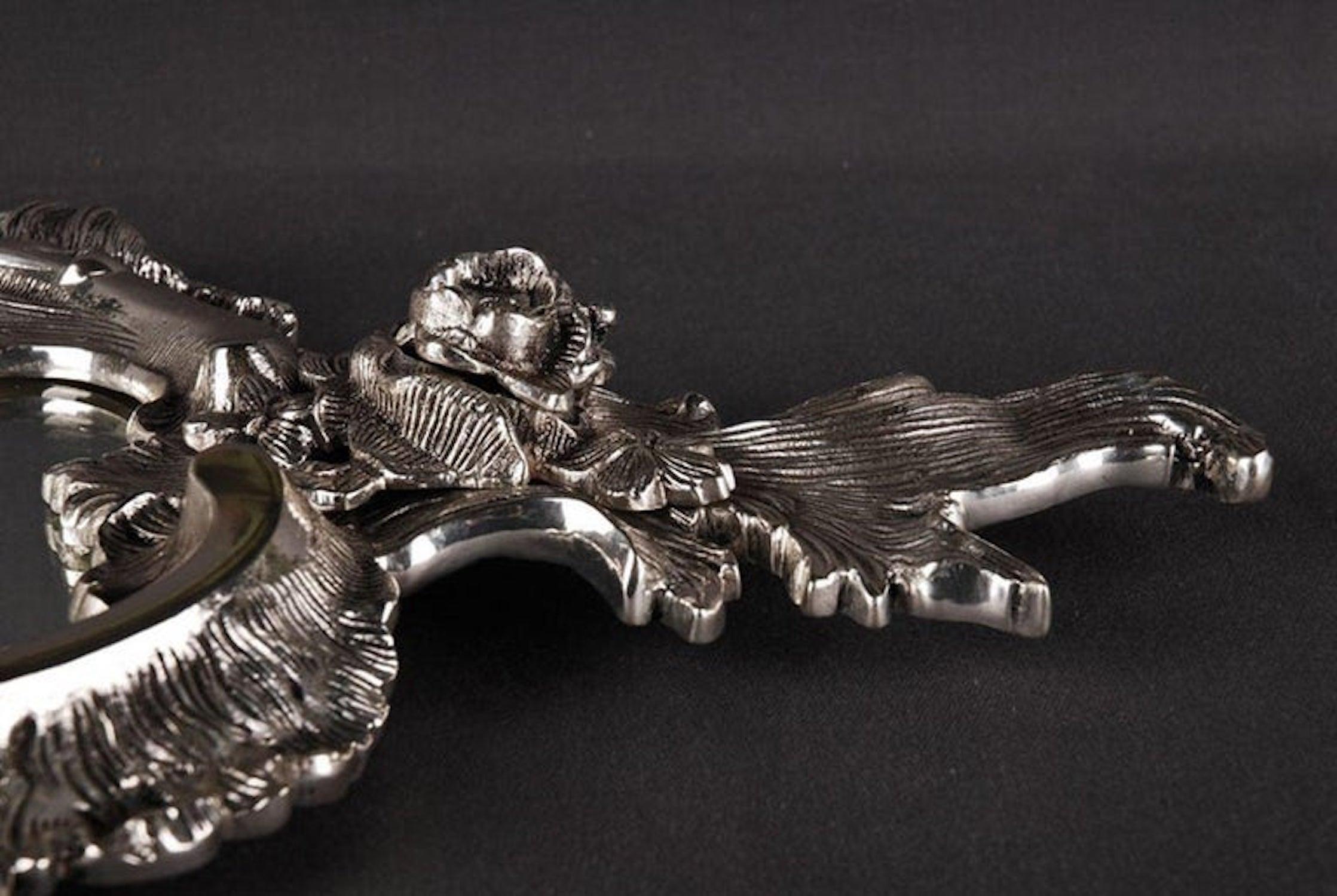 20. Jahrhundert, Silber-vergoldeter Wandspiegel im Rokoko-Stil im Angebot 5