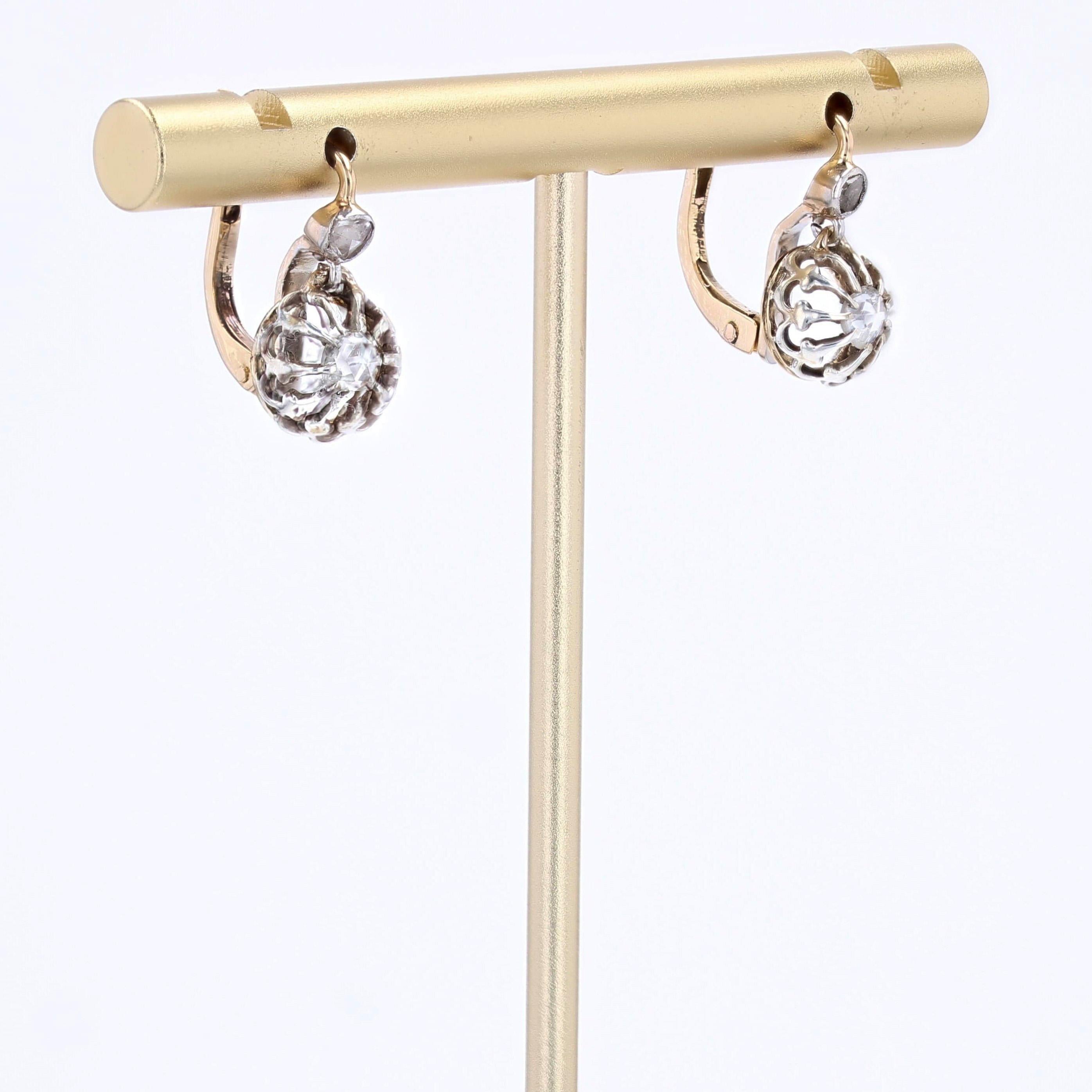 Pendientes de palanca de oro amarillo de 18 quilates con diamantes talla rosa del siglo XX en Bueno estado para la venta en Poitiers, FR
