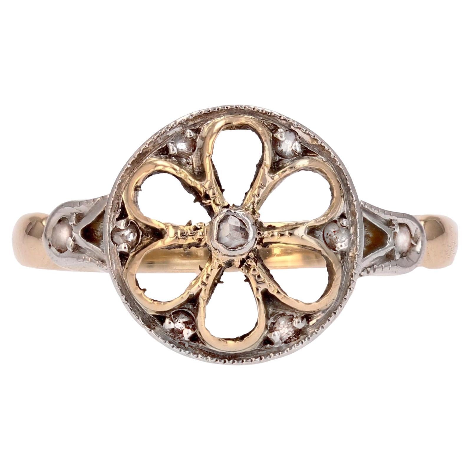 20th Century Rose-Cut Diamonds 18 Karat Yellow Gold Platinum Rosette Ring For Sale