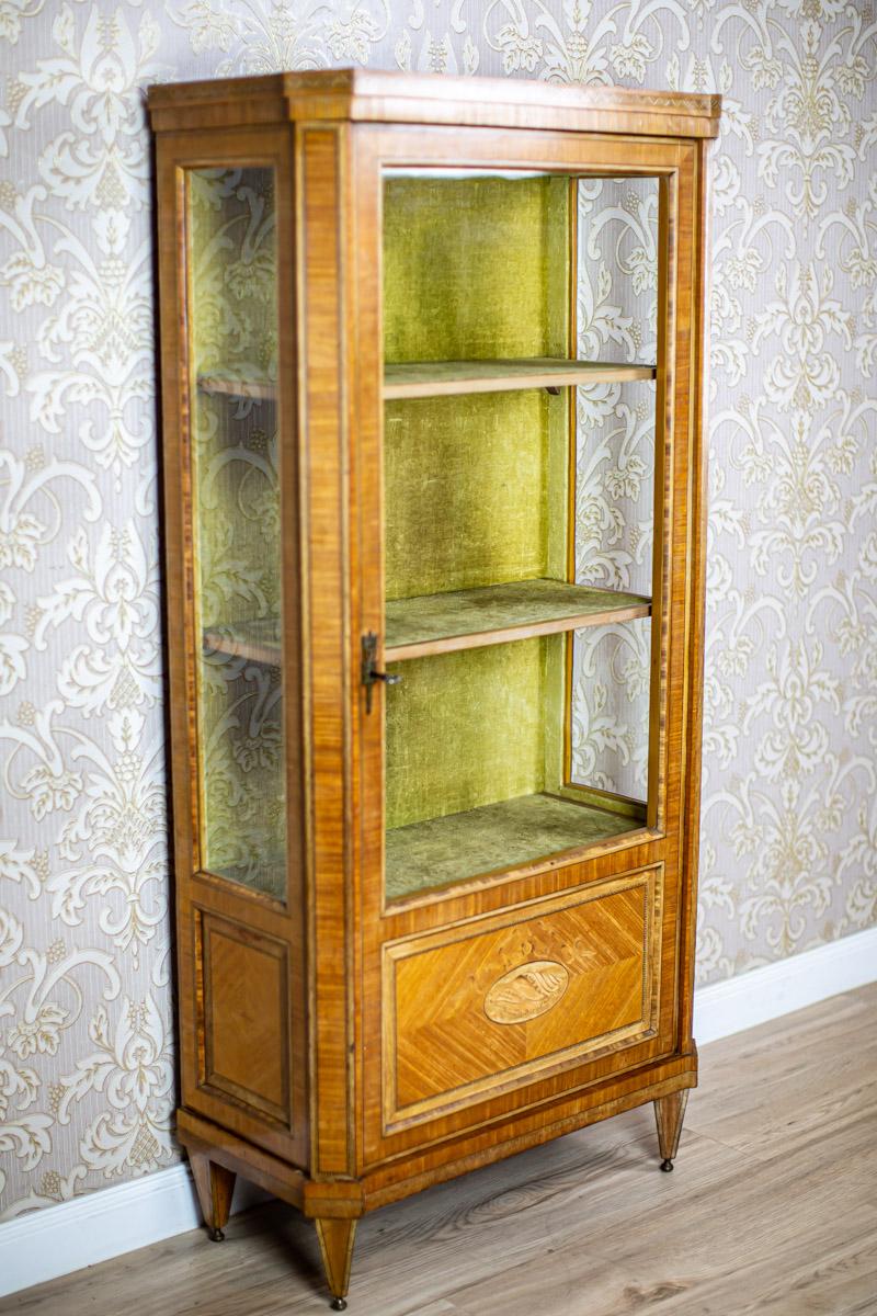 20th Century Rosewood Display Cabinet In Good Condition In Opole, PL