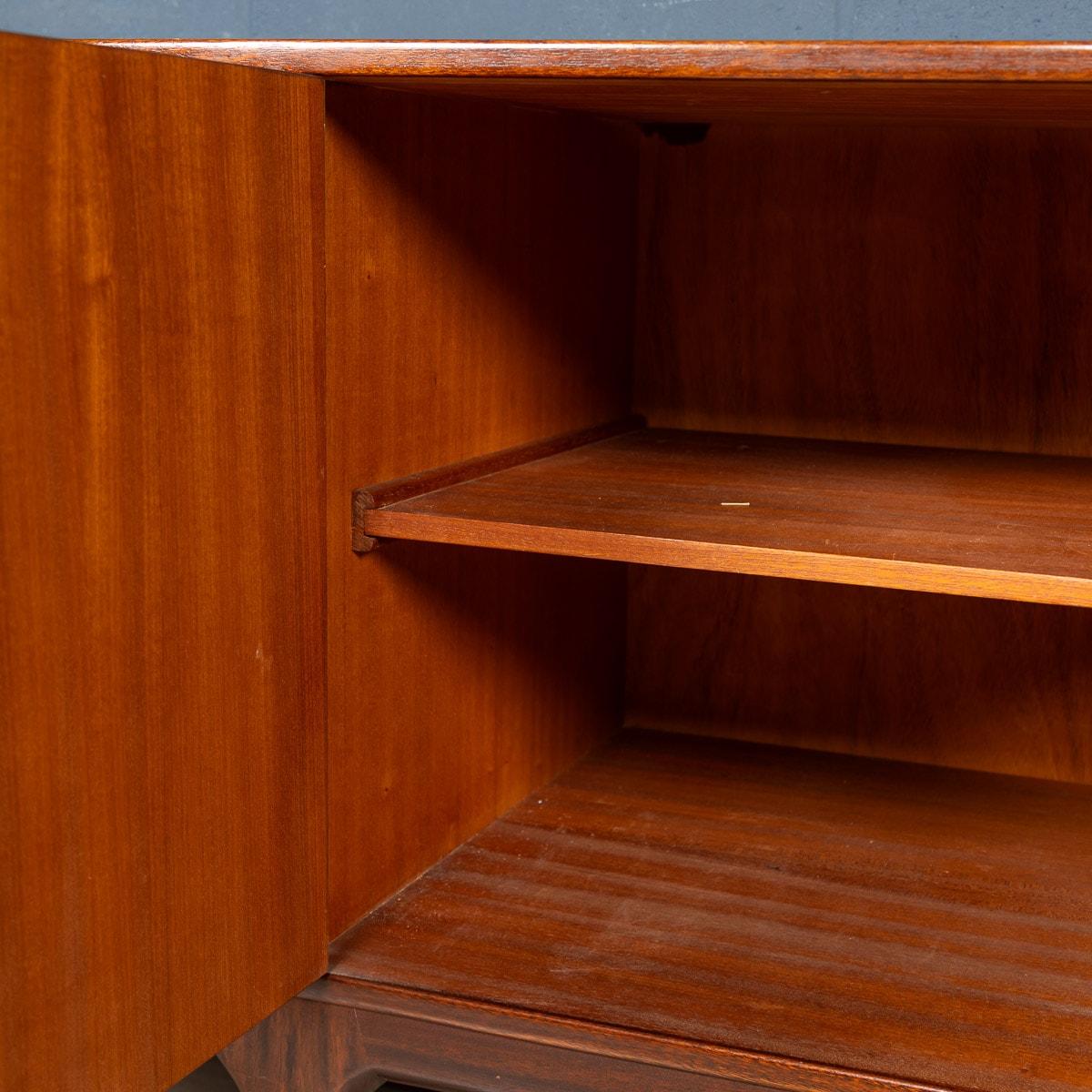 20th Century Rosewood Sideboard Designed By Tom Robertson For A H Mcintosh In Good Condition In Royal Tunbridge Wells, Kent