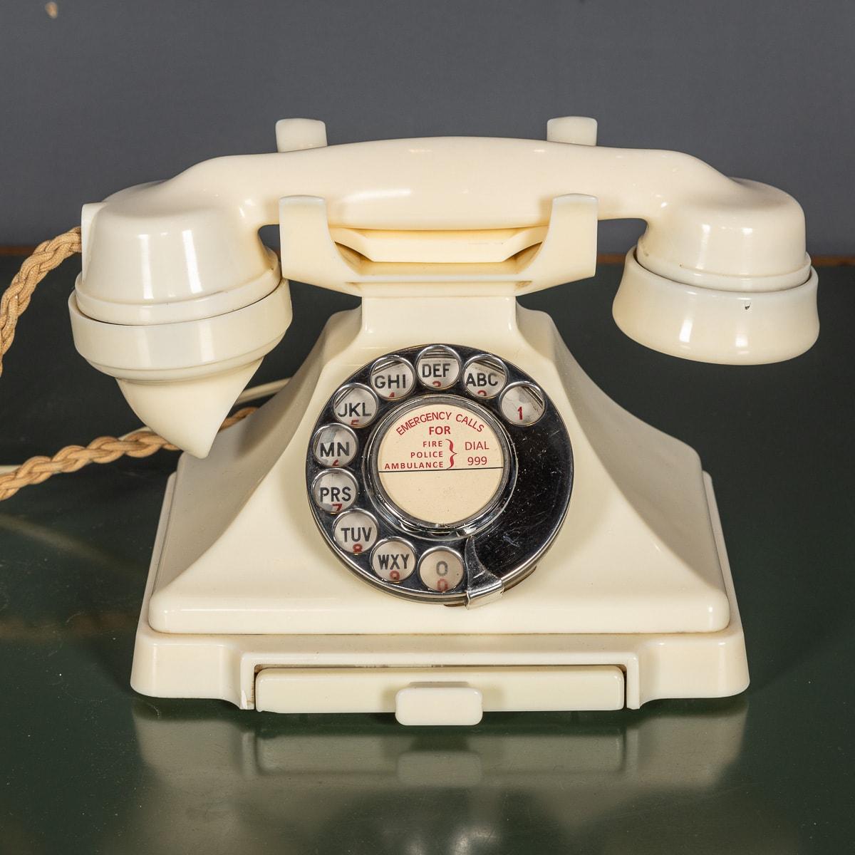 British 20th Century Rotary Bakelite Telephone & Bell System c.1940