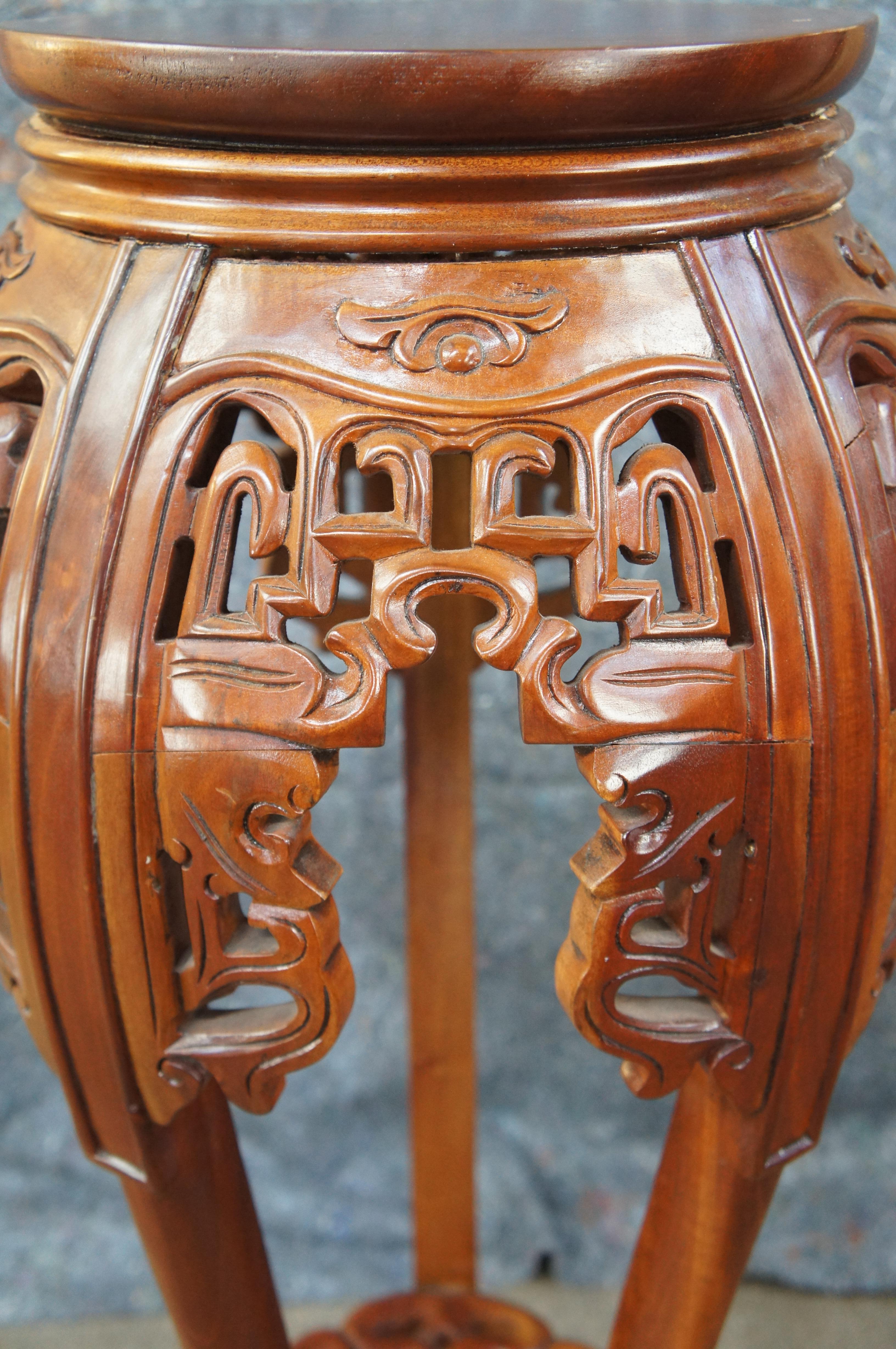 20th Century Round Chinoiserie Carved Mahogany Plant Stand Sculpture Pedestal For Sale 2