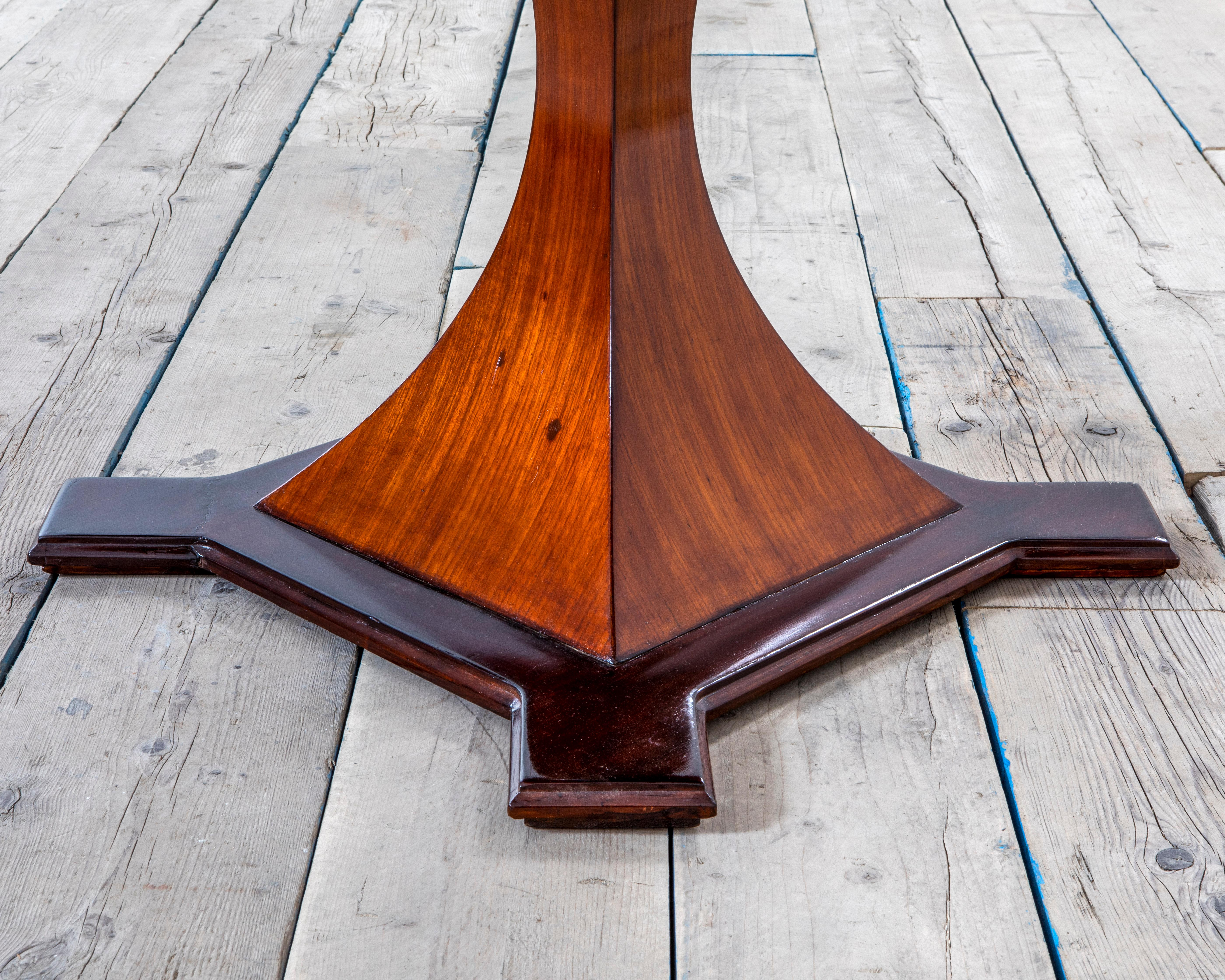 20th Century Round Dining Table in the Style of Carlo de Carli in Wood 1