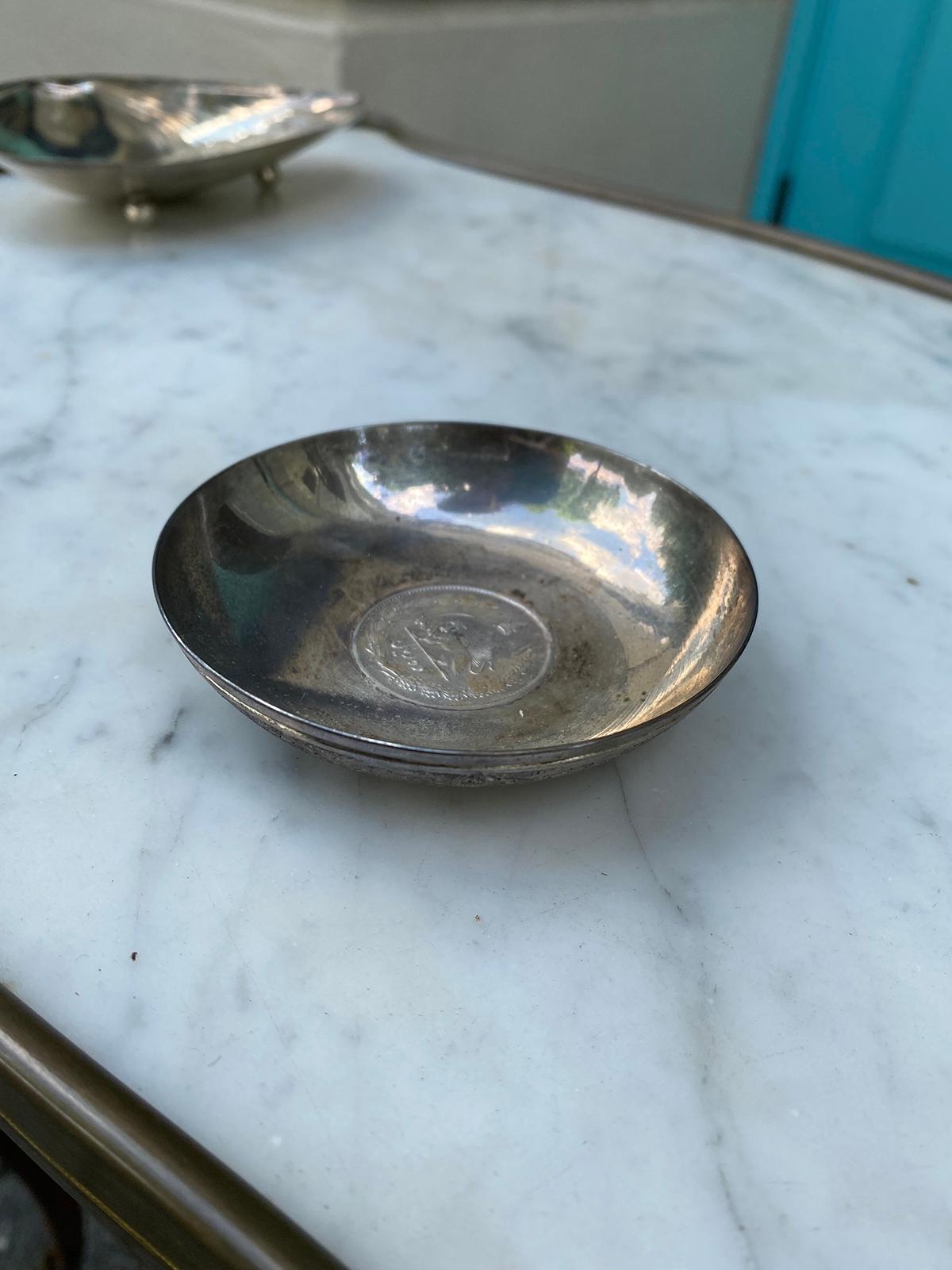 20th Century Round Silvered Dish, Unmarked For Sale 1