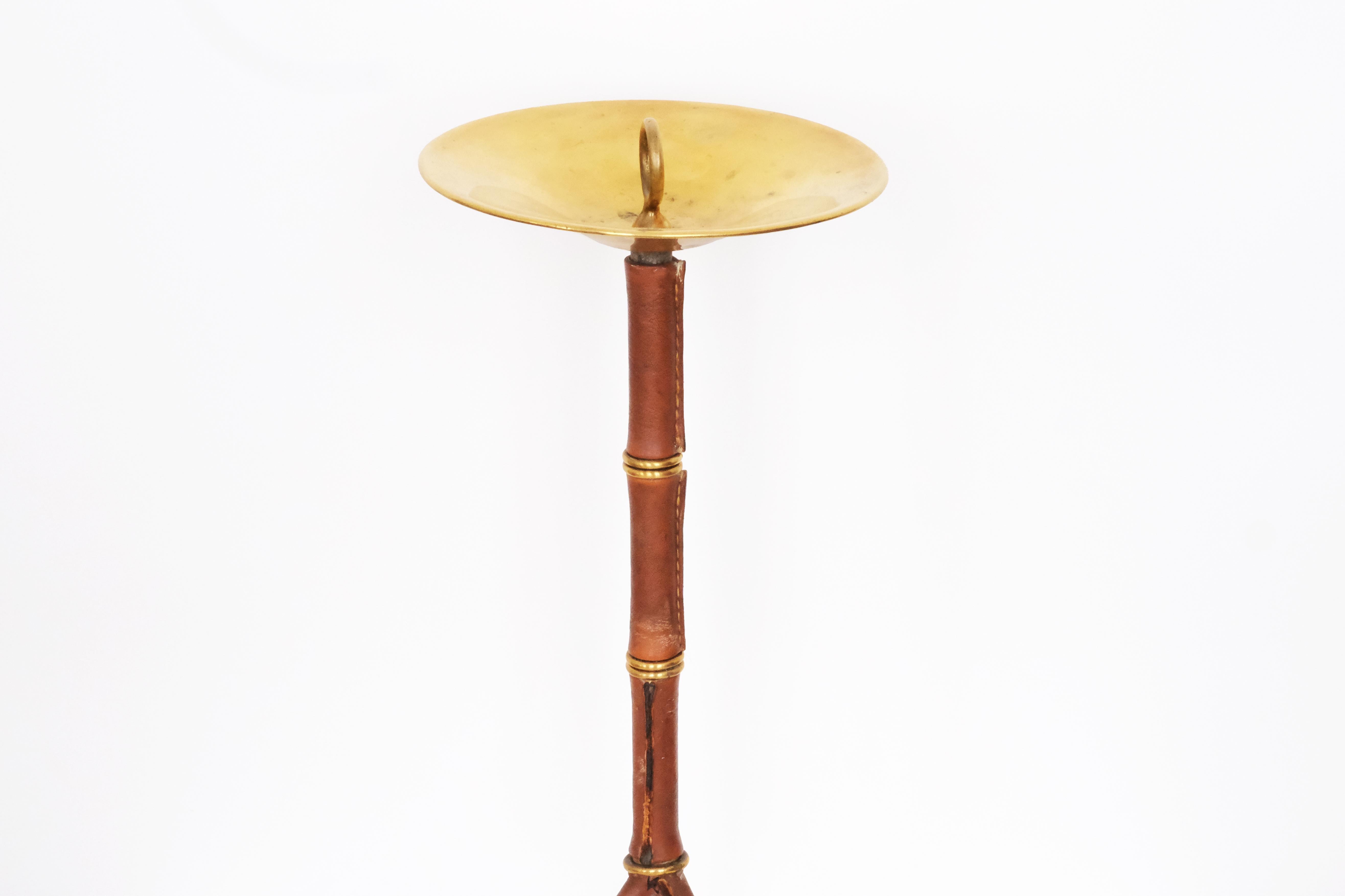 20th Century Round Smoking Table by Jacques Adnet in Brown Leather & Gold Metal In Good Condition For Sale In London, GB