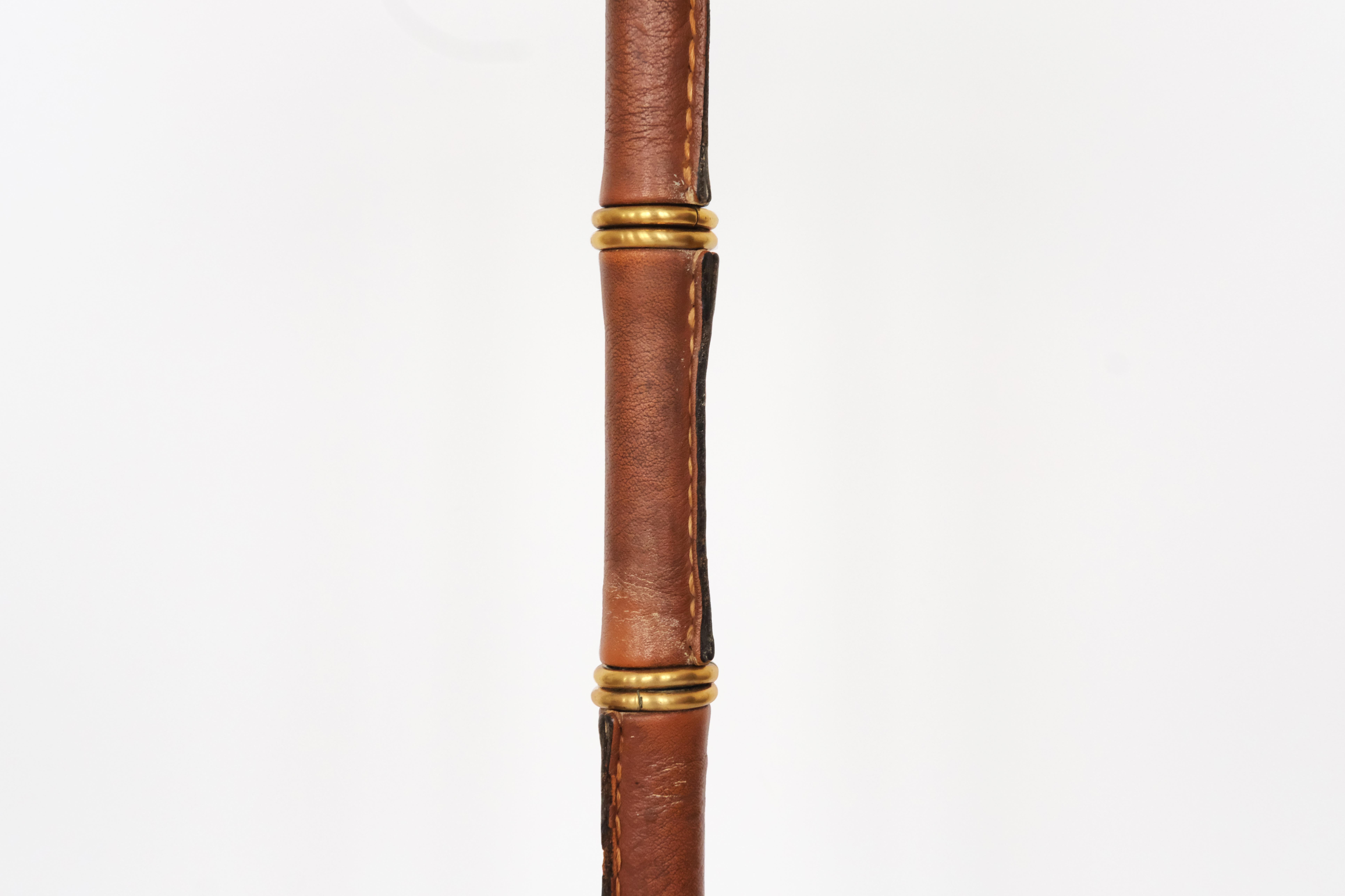 20th Century Round Smoking Table by Jacques Adnet in Brown Leather & Gold Metal For Sale 5
