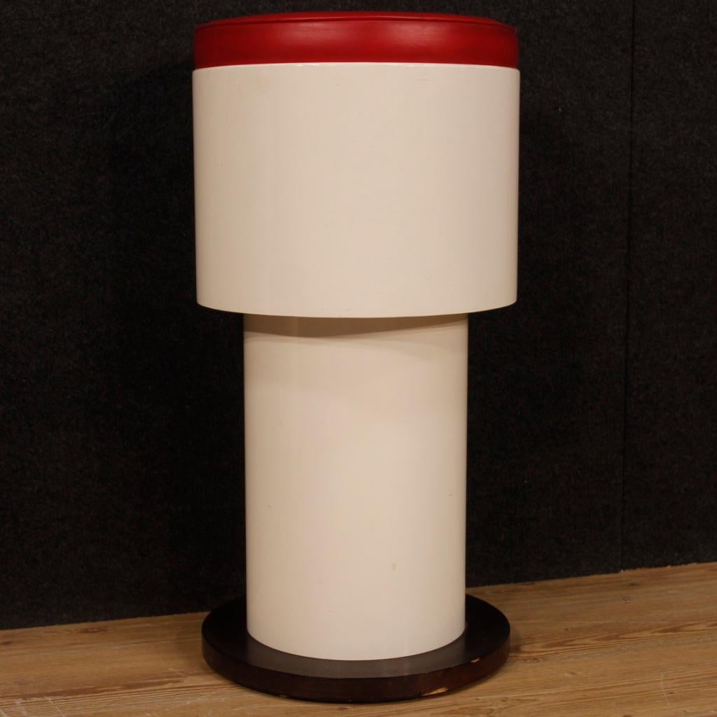 20th Century Round White and Red Resine Italian Joe Colombo Style Pair of Stools 6
