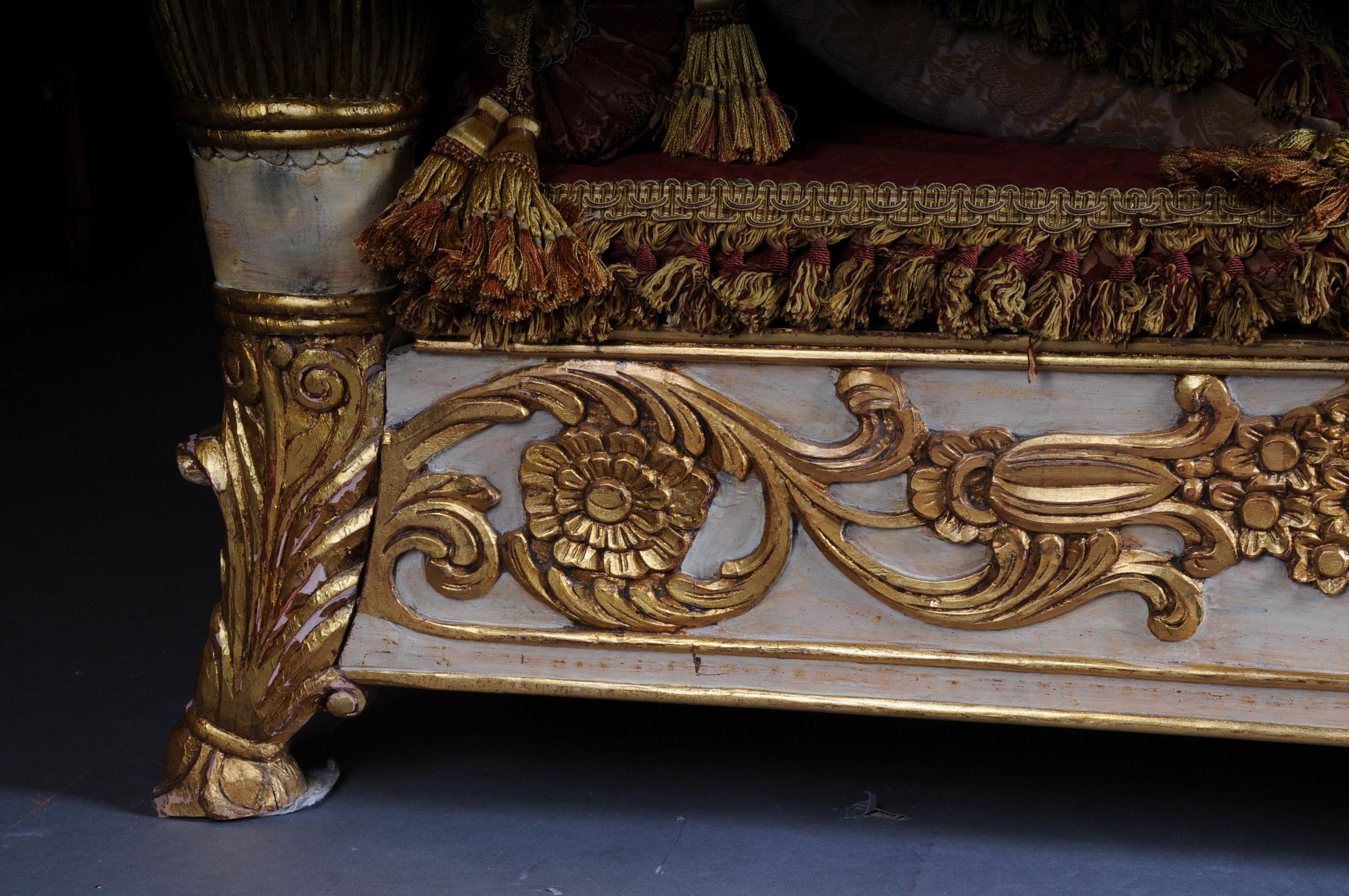 20th Century Royal Gilded King Bed / Swan Bed 9