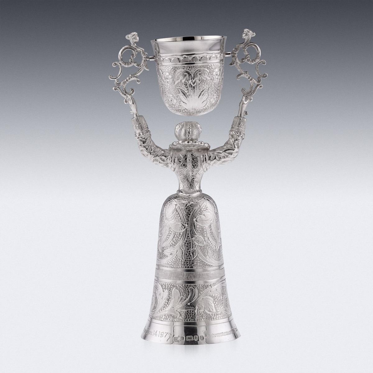20th Century, Royal Wedding Solid Silver Wager Cup, London, c.1973 In Good Condition For Sale In Royal Tunbridge Wells, Kent