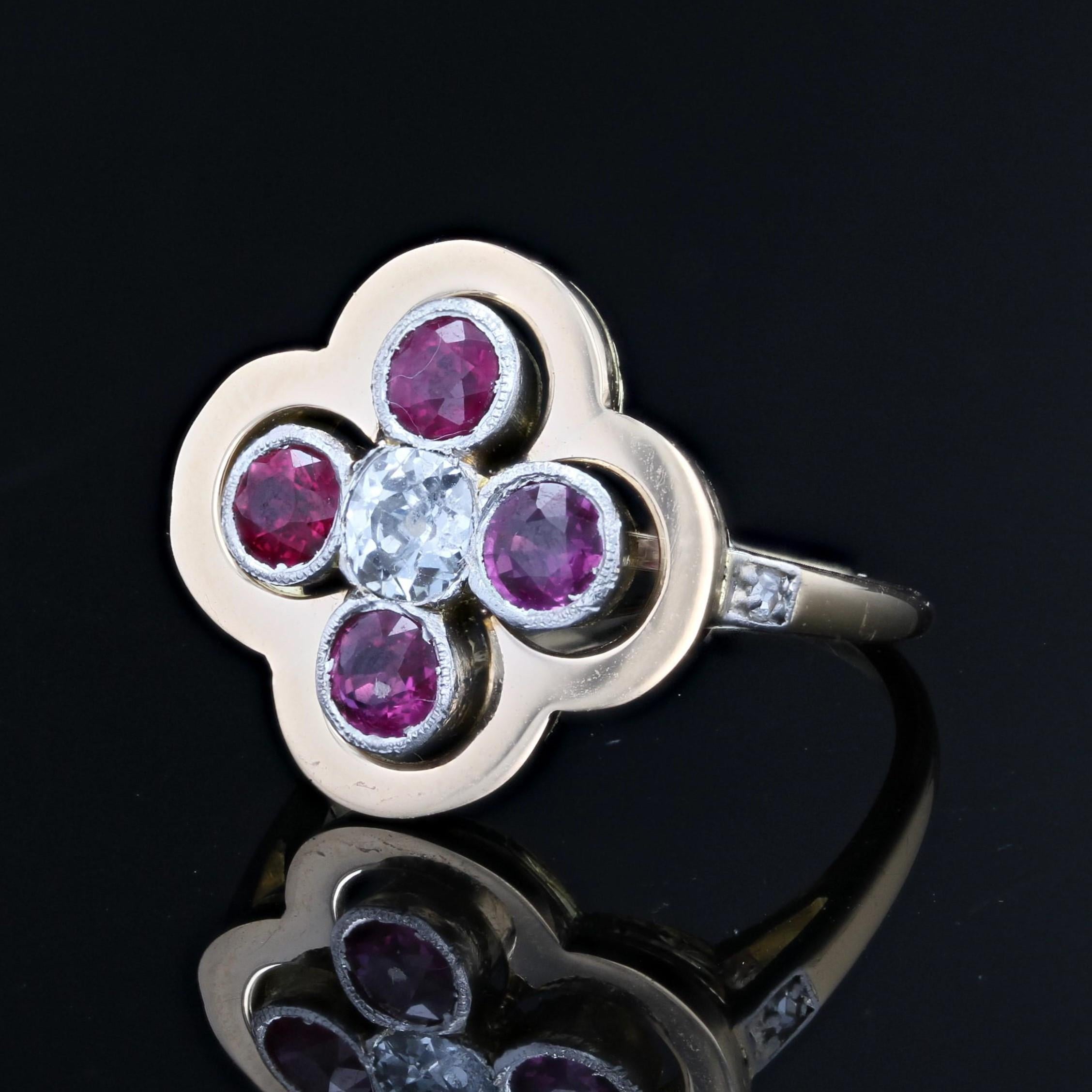 20th Century Rubies Diamonds 18 Karat Yellow Gold Platinum Cloverleaf Ring For Sale 1