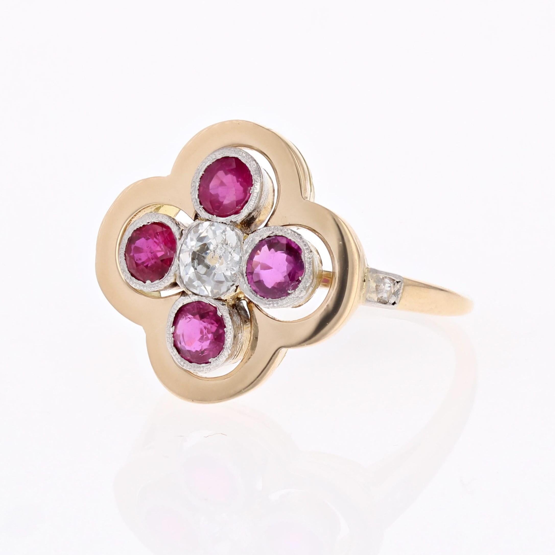 20th Century Rubies Diamonds 18 Karat Yellow Gold Platinum Cloverleaf Ring For Sale 2