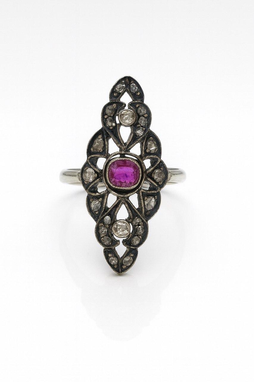da uomo o donna 20th Century Ruby and Rose-Cut Diamond Feather Ring. in vendita