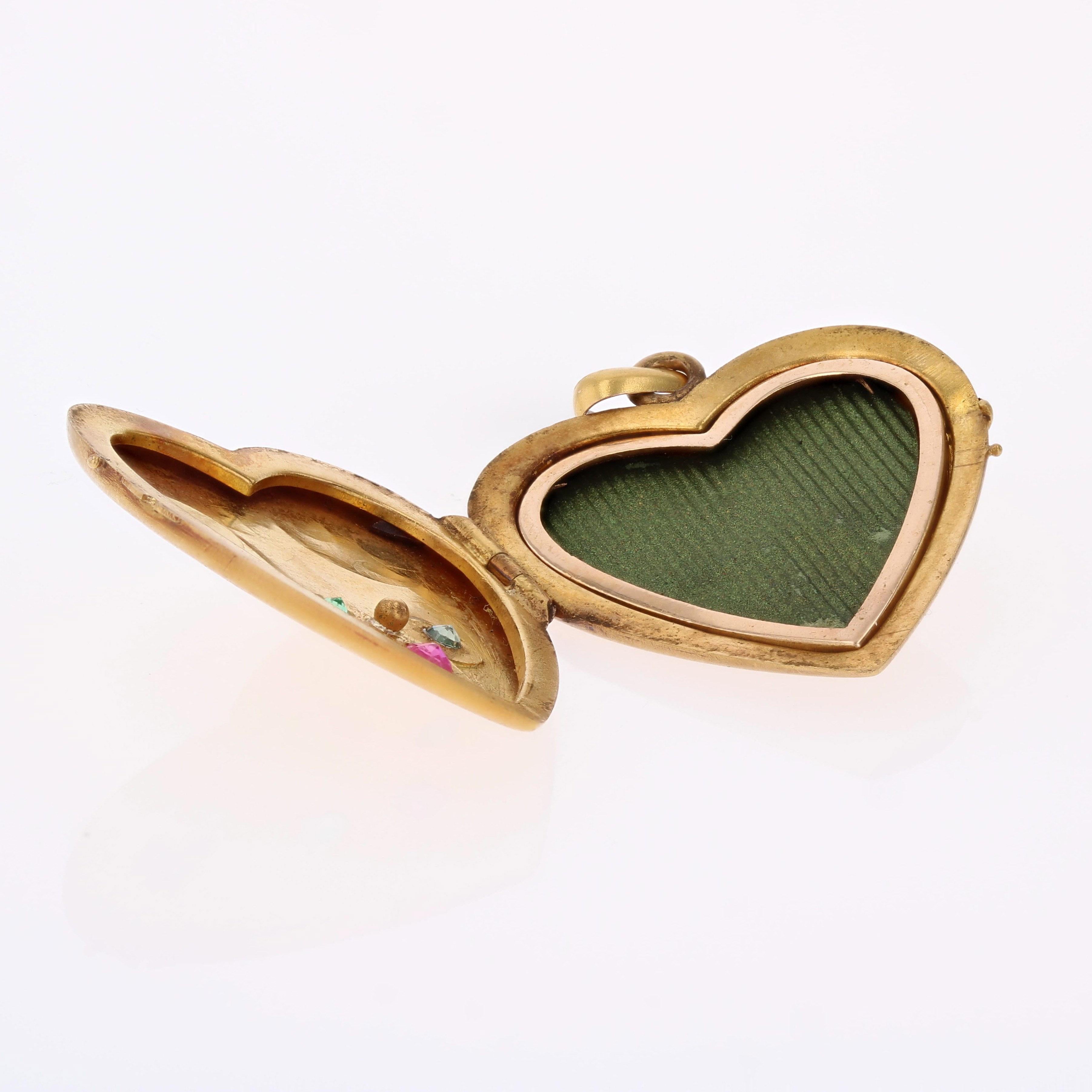 Pendentif coeur du 20ème siècle en or jaune 18K, rubis, émeraude, saphir et perle en vente 4