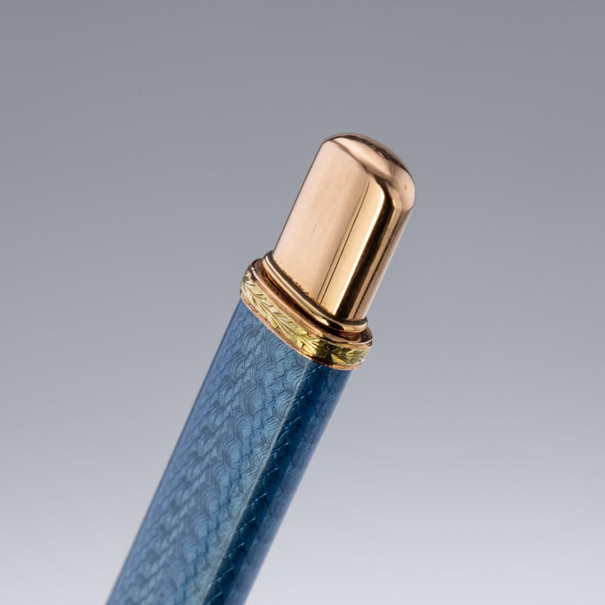 20th Century Russian Faberge Two-Colour Gold-Mounted Enamel Pencil, Adler C.1910 In Good Condition In Royal Tunbridge Wells, Kent