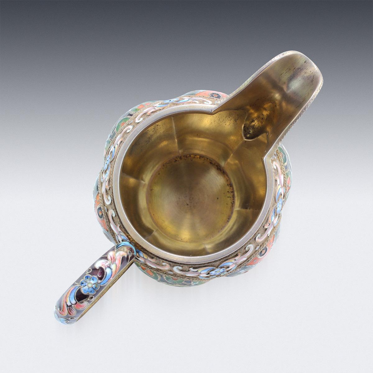 20th Century Russian Silver & Enamel Sugar Bowl & Cream Jug, 6th Artel, c.1910 In Good Condition In Royal Tunbridge Wells, Kent