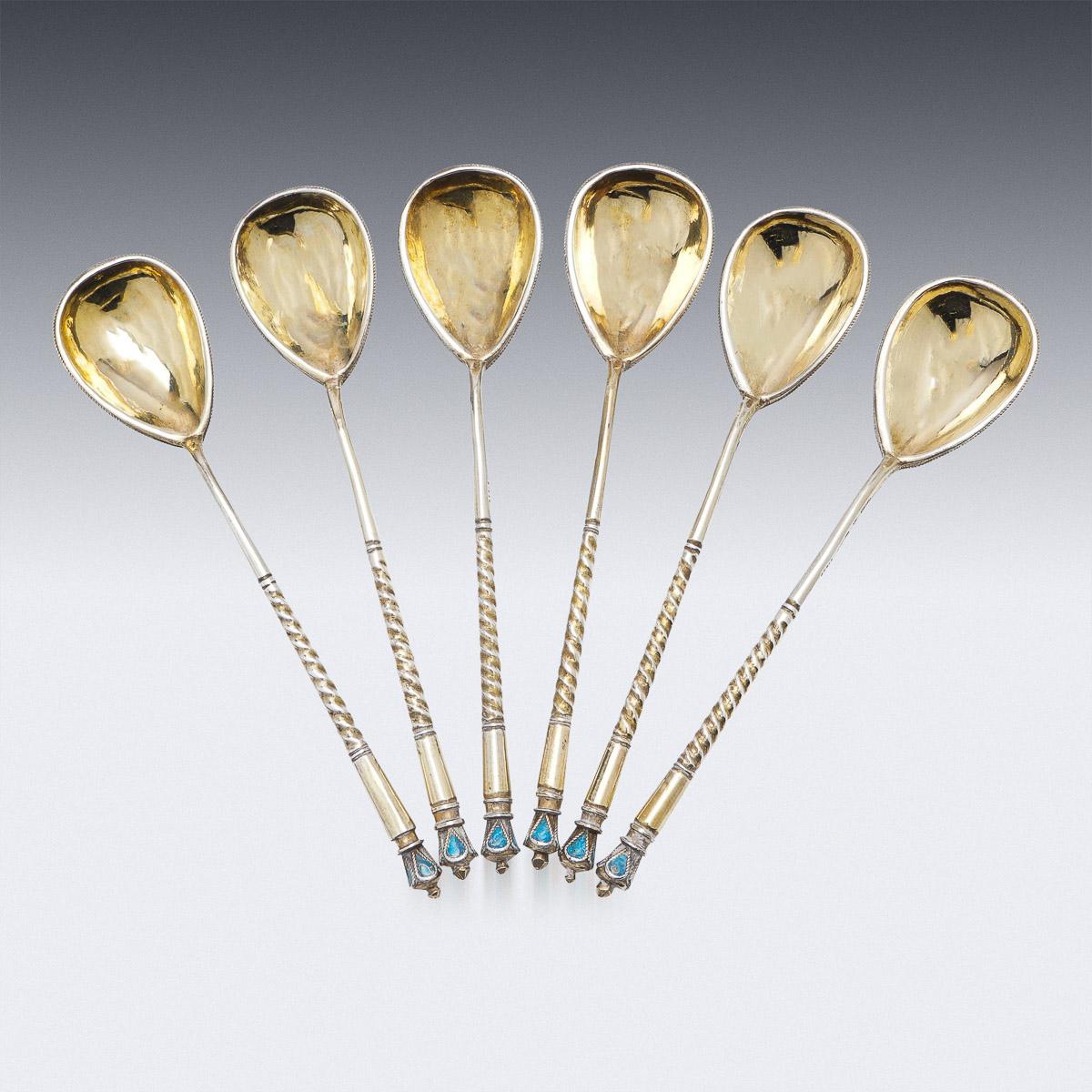 20th Century Russian Solid Silver Gilt & Cloisonne Enamel Spoons, c.1900 In Good Condition In Royal Tunbridge Wells, Kent