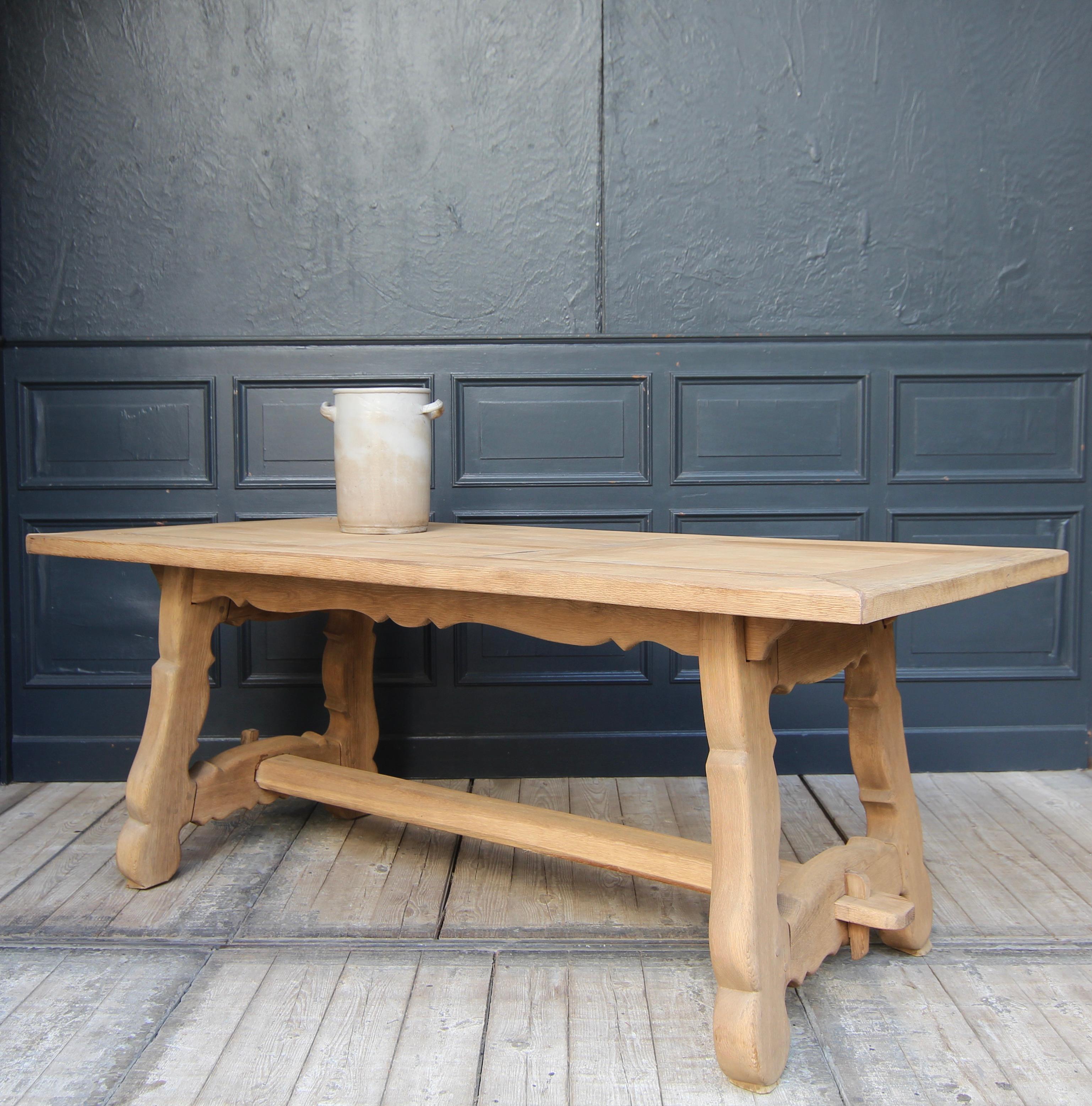 20th Century Rustic Stripped Oak Table For Sale 14
