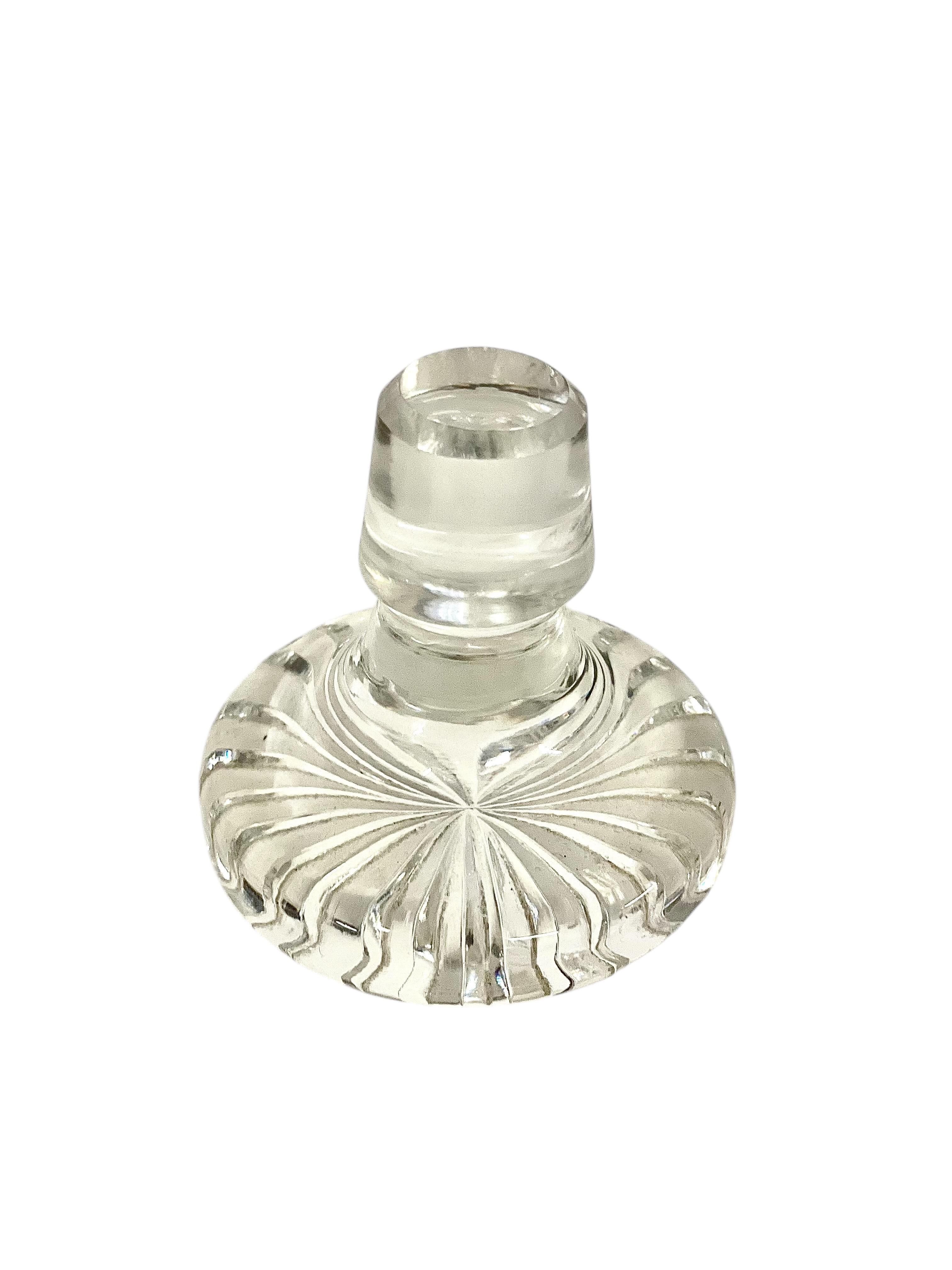 Carafe à décanter en cristal du 20e siècle, style Saint Louis en vente 1
