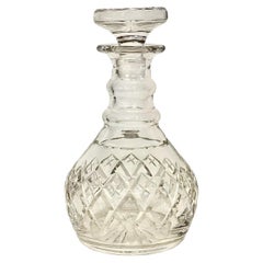 Decantador de cristal estilo Saint Louis del siglo XX