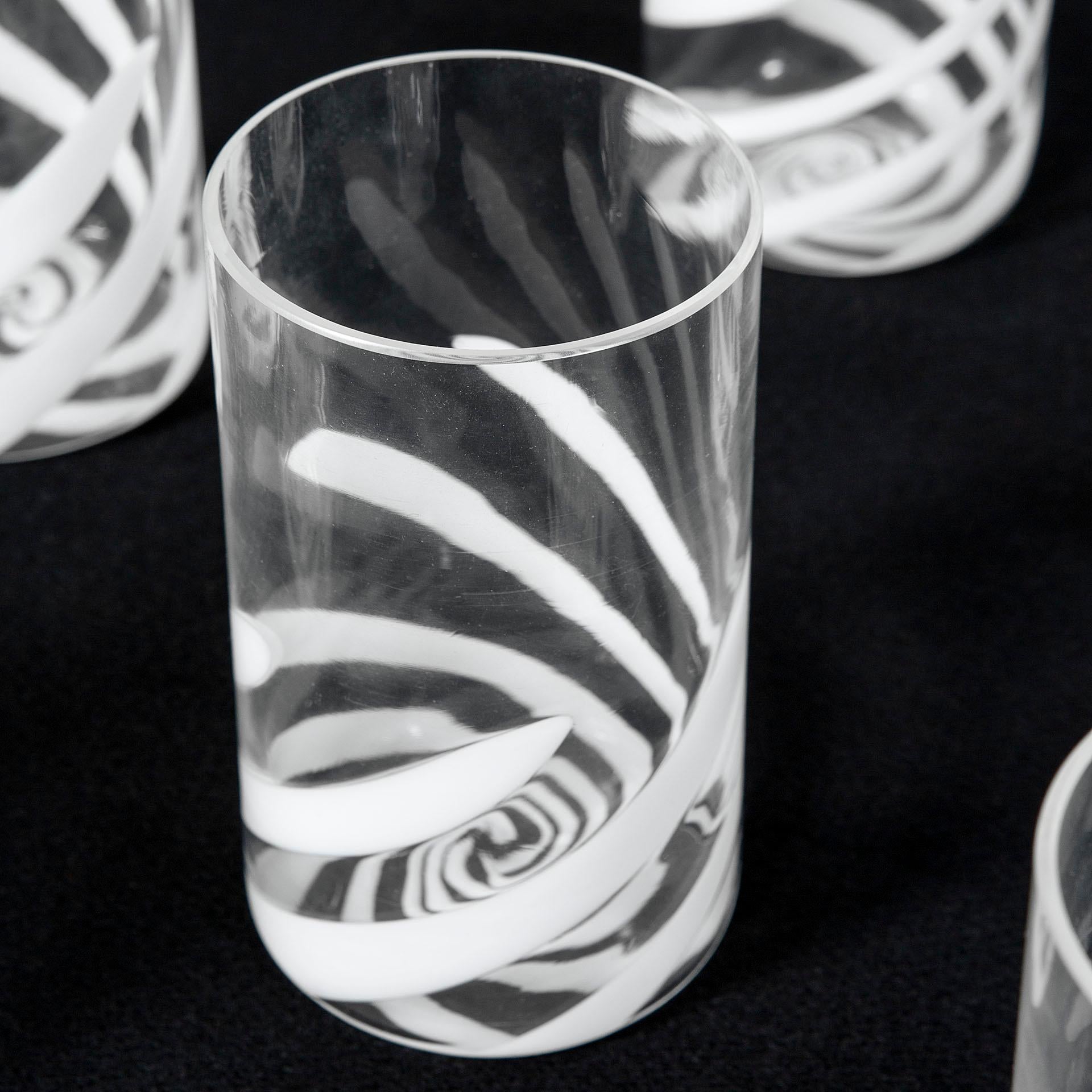 Italian 20th Century Salviati Set of 10 Cut and Frosted Glasses with Decorative Motifs For Sale