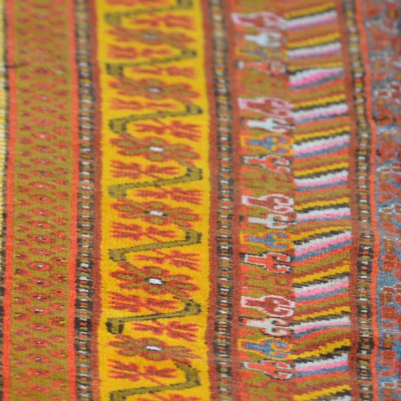 20th Century Samarkand Wool Rug. For Sale 3