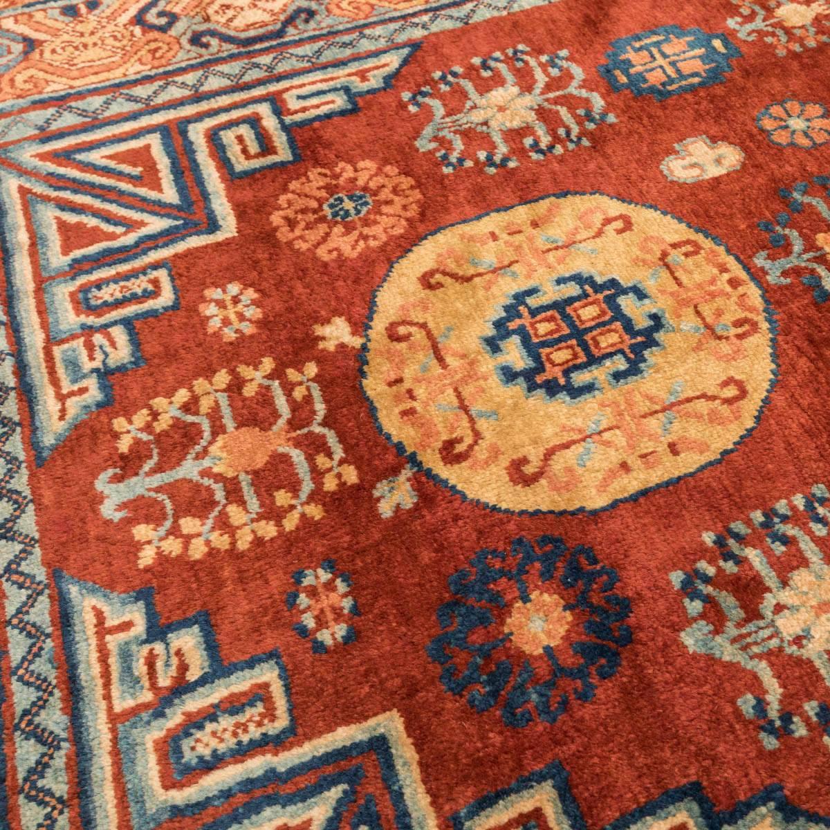 20th Century Samarkand Wool Caramel Color Rug Kothan Design circa 1900. In Excellent Condition For Sale In MADRID, ES