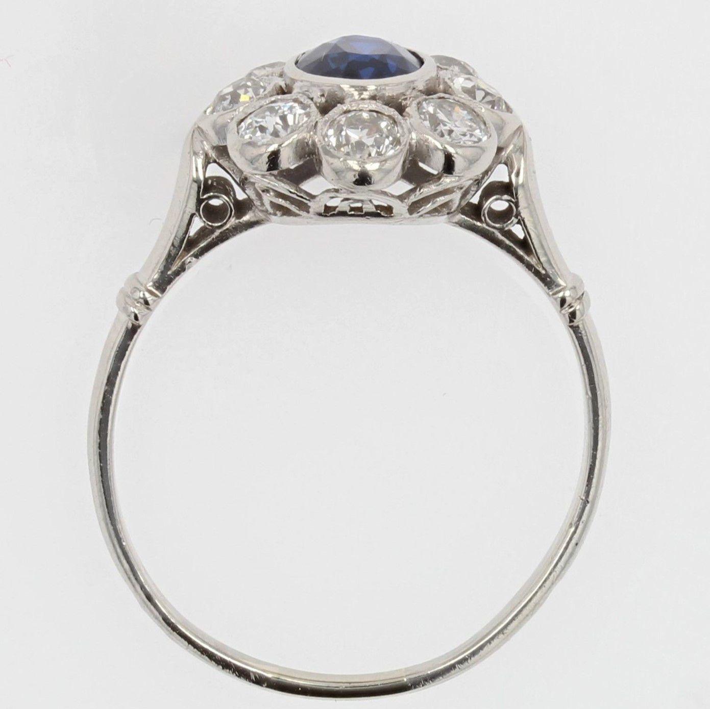 20th Century Sapphire Diamonds 18 Karat White Gold Daisy Ring 5