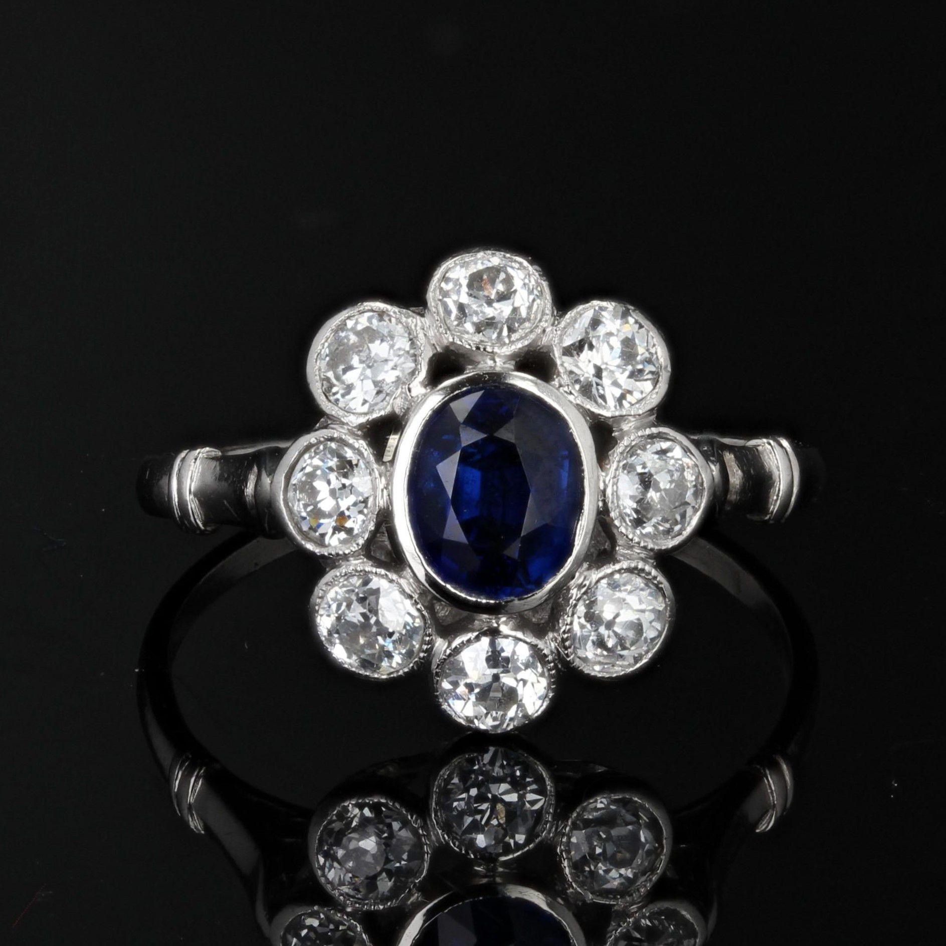 20th Century Sapphire Diamonds 18 Karat White Gold Daisy Ring 1