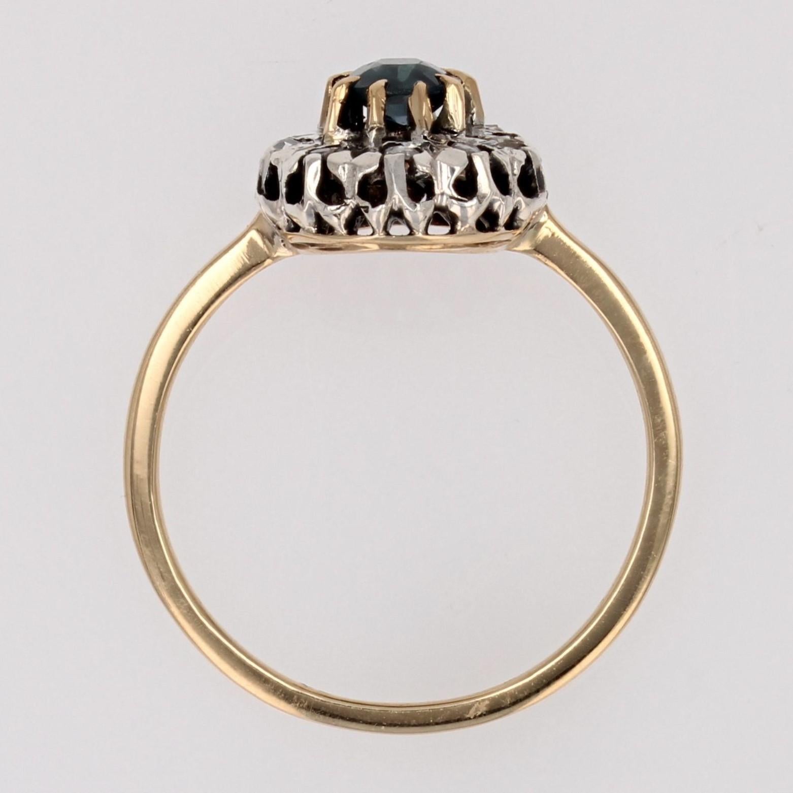 20th Century Sapphire Diamonds 18 Karat Yellow Gold Cluster Ring For Sale 6