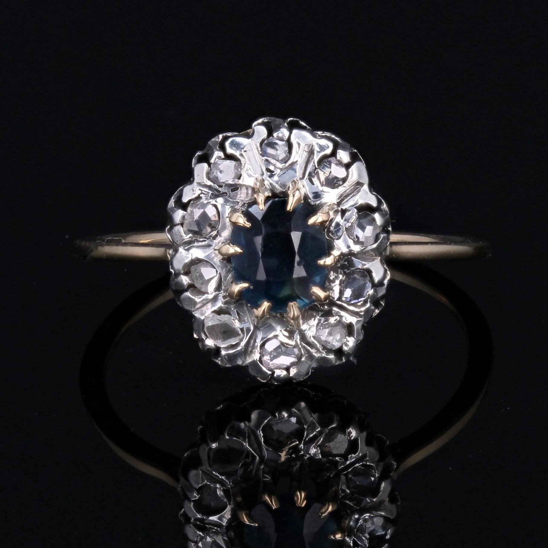 Belle Époque 20th Century Sapphire Diamonds 18 Karat Yellow Gold Cluster Ring For Sale