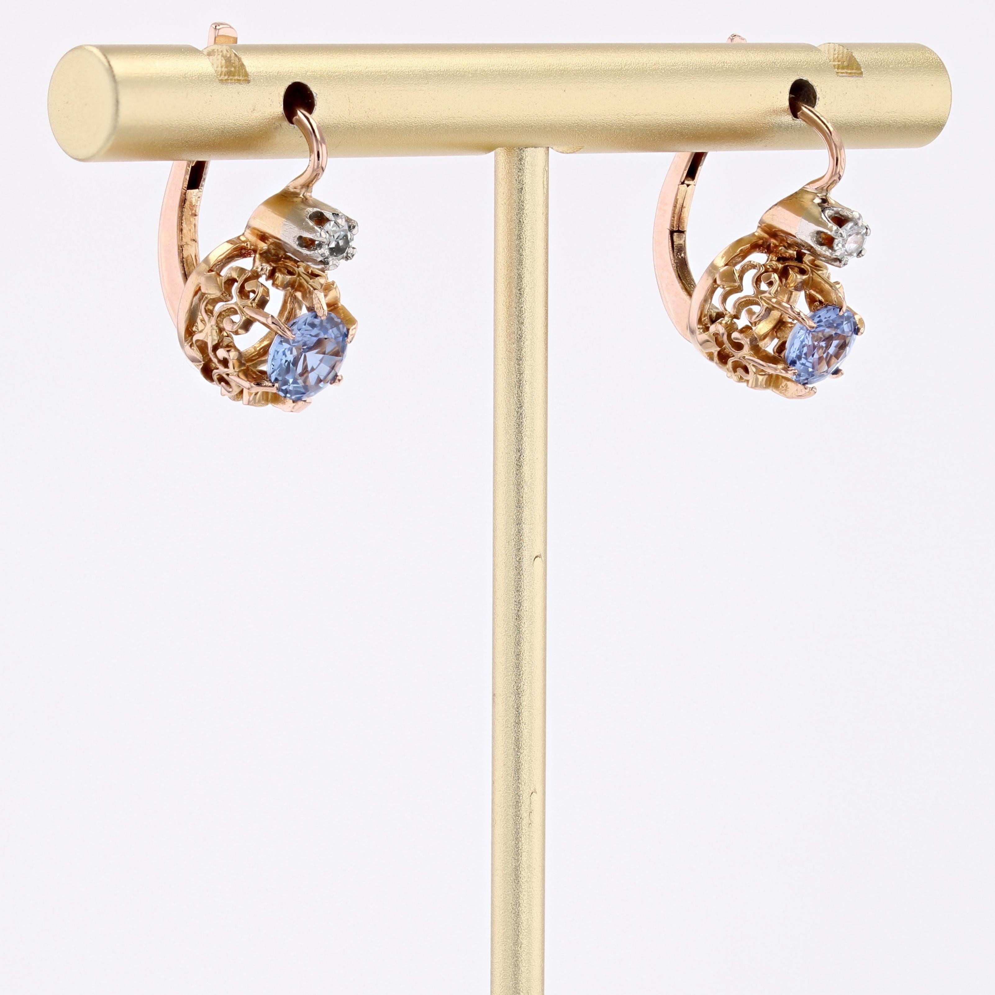 20th Century Sapphires Diamonds 18 Karat Rose Gold Platinum Lever-Back Earrings In Excellent Condition For Sale In Poitiers, FR
