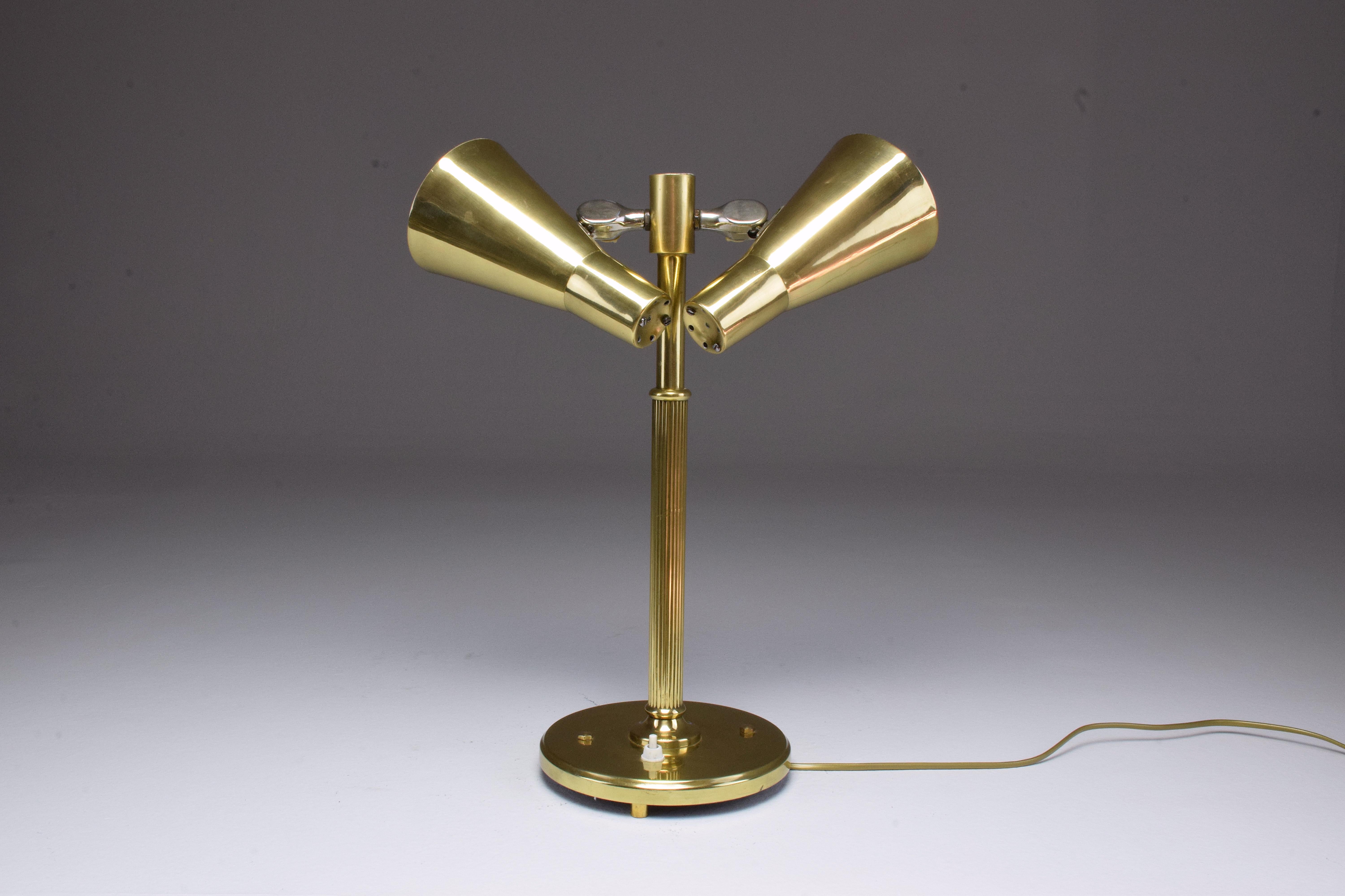 20th Century Scandinavian Brass Double Shade Table Lamp by Sønnico, 1960s 3
