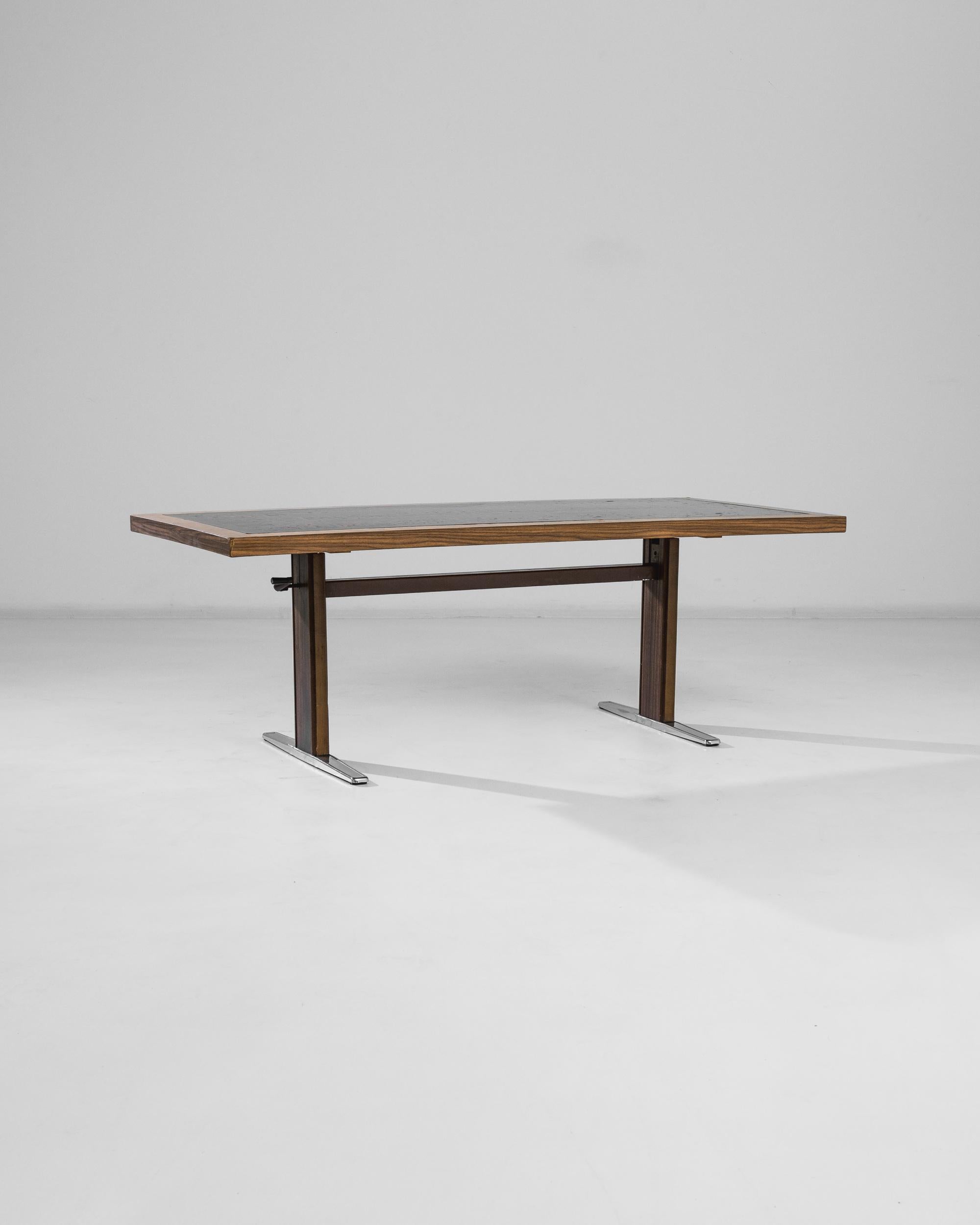 20th Century Scandinavian Metal Coffee Table with Wooden Top For Sale 1