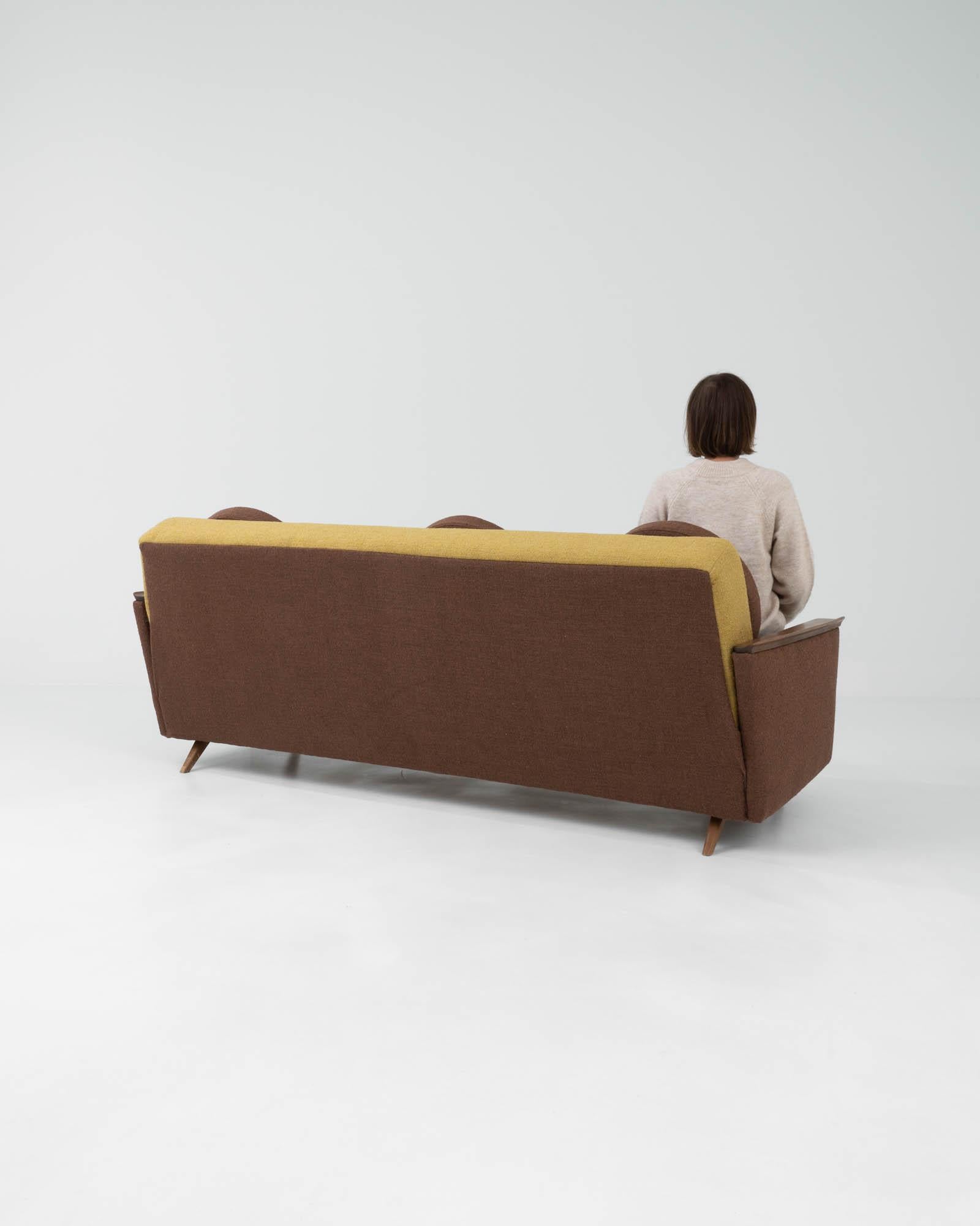 20th Century Scandinavian Upholstered Sofa For Sale 4